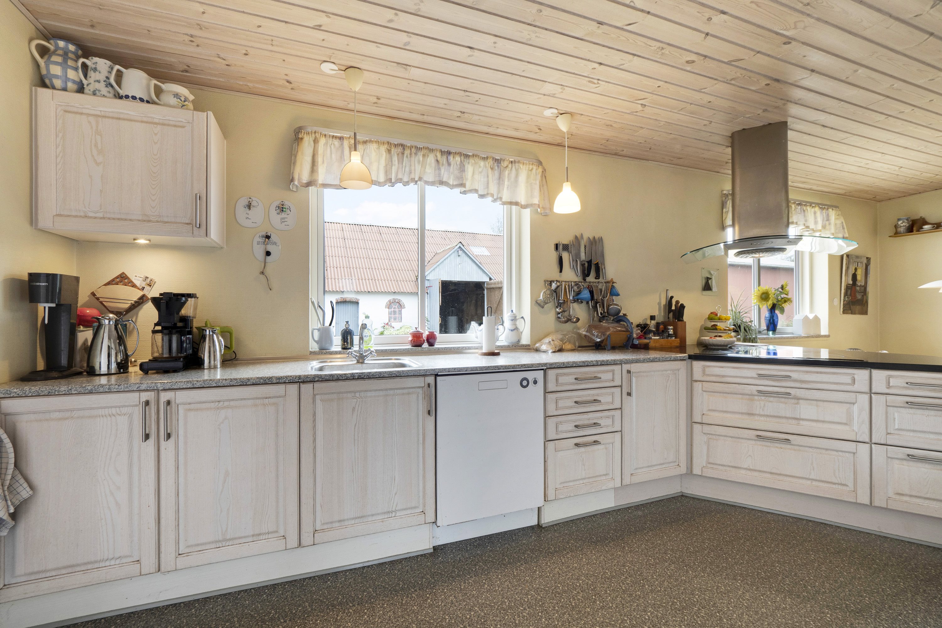 Fremhævet køkken billede i fuldskærmstilstand. Billede af Brundvej 1D, Brund, 7700 Thisted