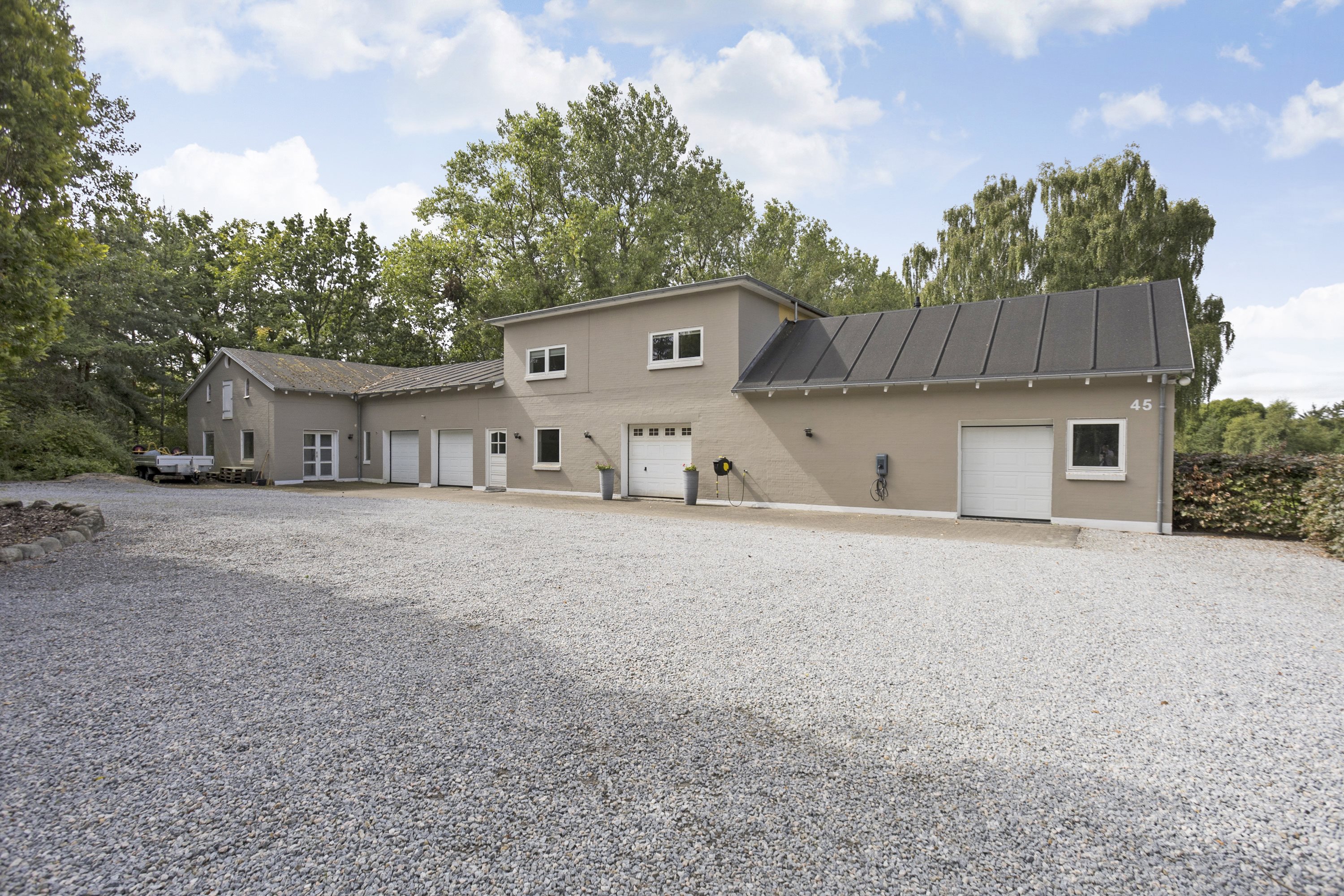 Fremhævet  billede i fuldskærmstilstand. Billede af Flade Engvej 45, 9900 Frederikshavn