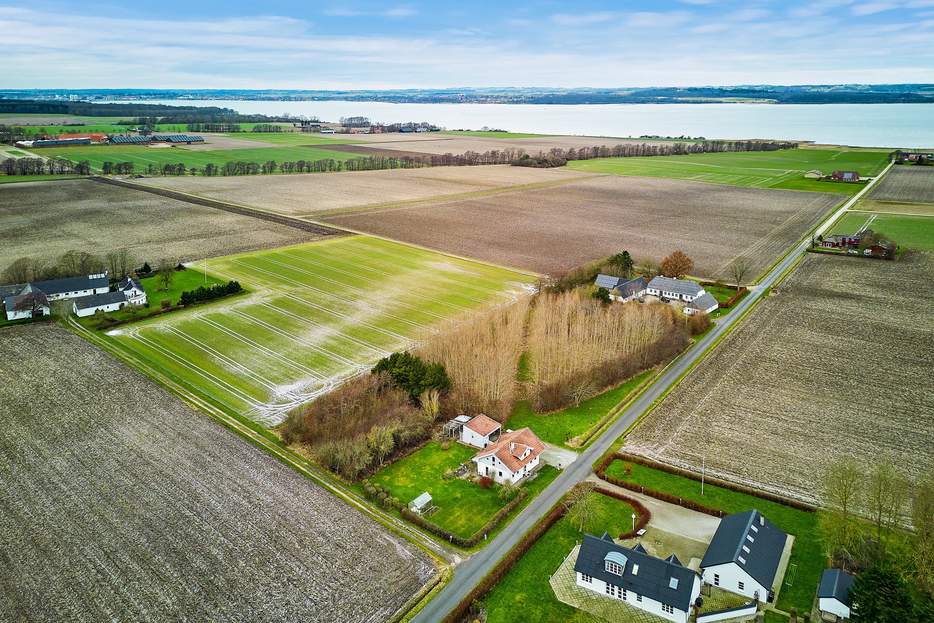 Fremhævet  billede i fuldskærmstilstand. Billede af Brund Strandvej 21, Brund, 7130 Juelsminde