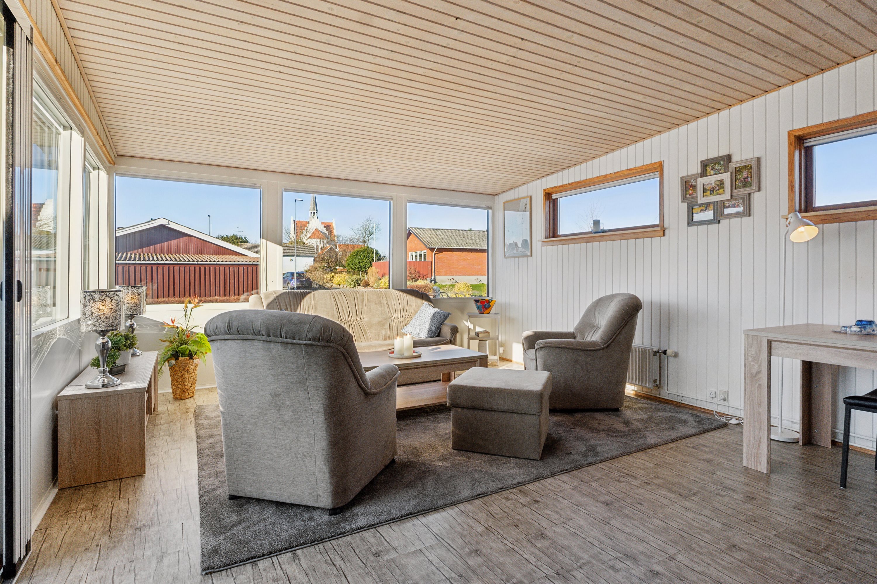 Fremhævet stue billede i fuldskærmstilstand. Billede af Bakkevej 3, 5935 Bagenkop