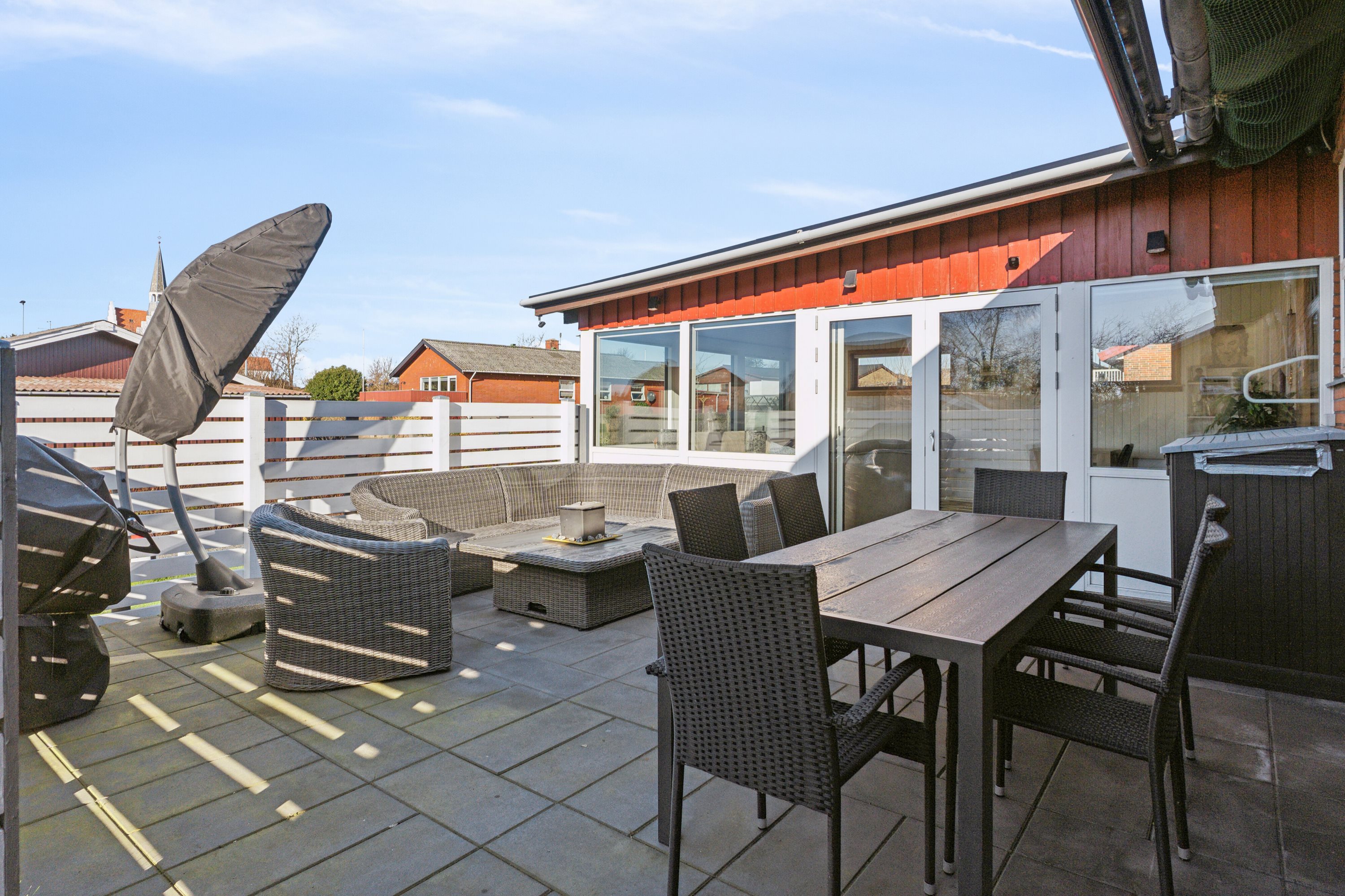 Fremhævet set fra vejen billede i fuldskærmstilstand. Billede af Bakkevej 3, 5935 Bagenkop