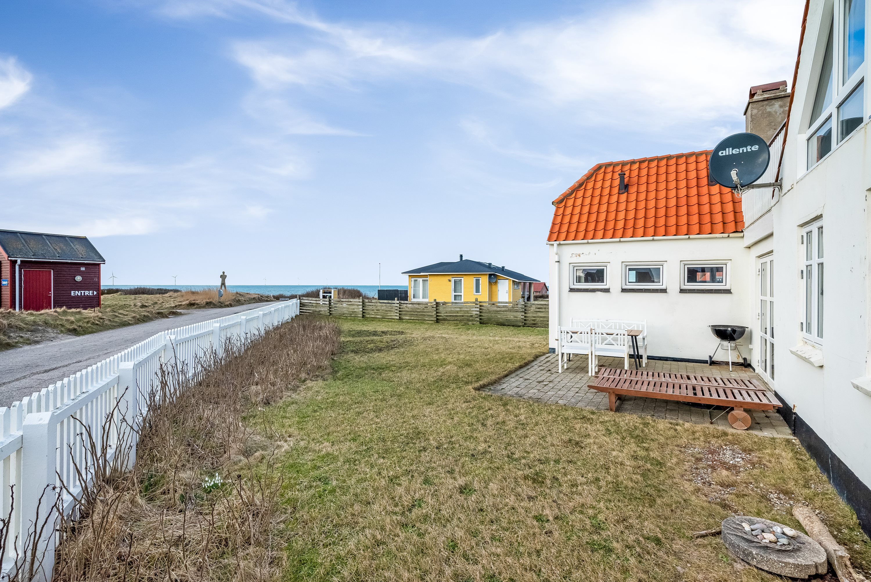 Fremhævet have billede i fuldskærmstilstand. Billede af Vesterhavsgade 1, Ferring, 7620 Lemvig