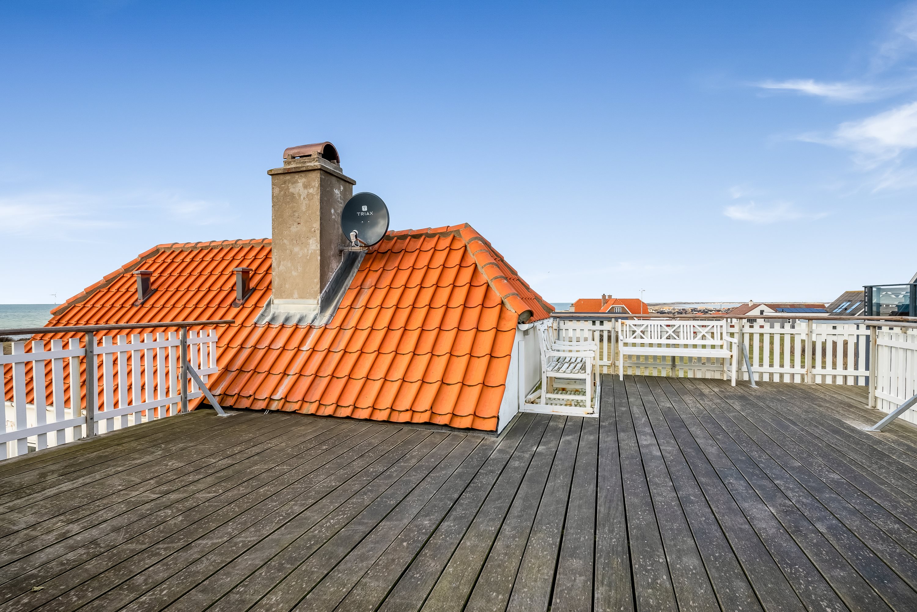 Fremhævet tagterrasse billede i fuldskærmstilstand. Billede af Vesterhavsgade 1, Ferring, 7620 Lemvig