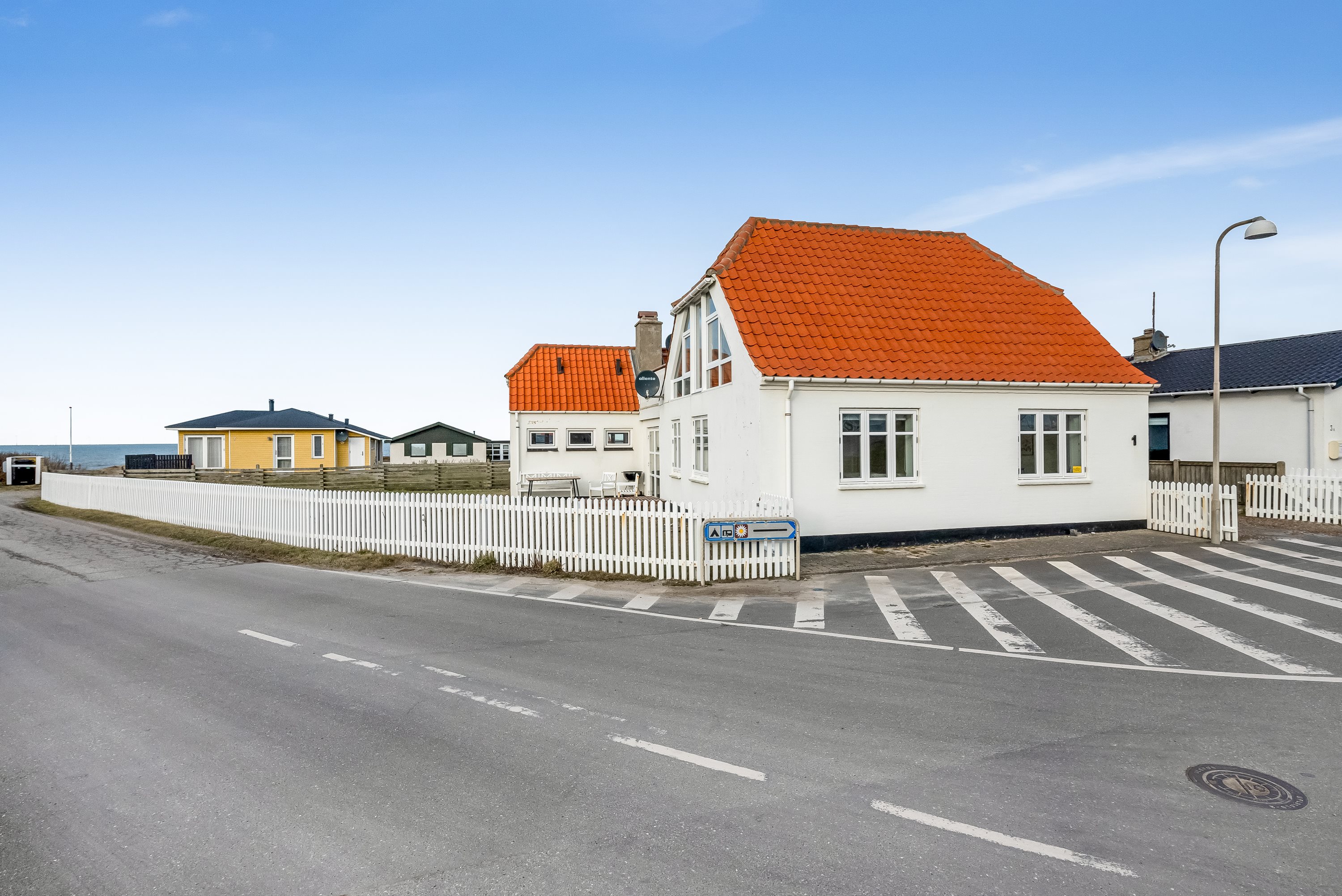 Fremhævet ejendommen billede i fuldskærmstilstand. Billede af Vesterhavsgade 1, Ferring, 7620 Lemvig