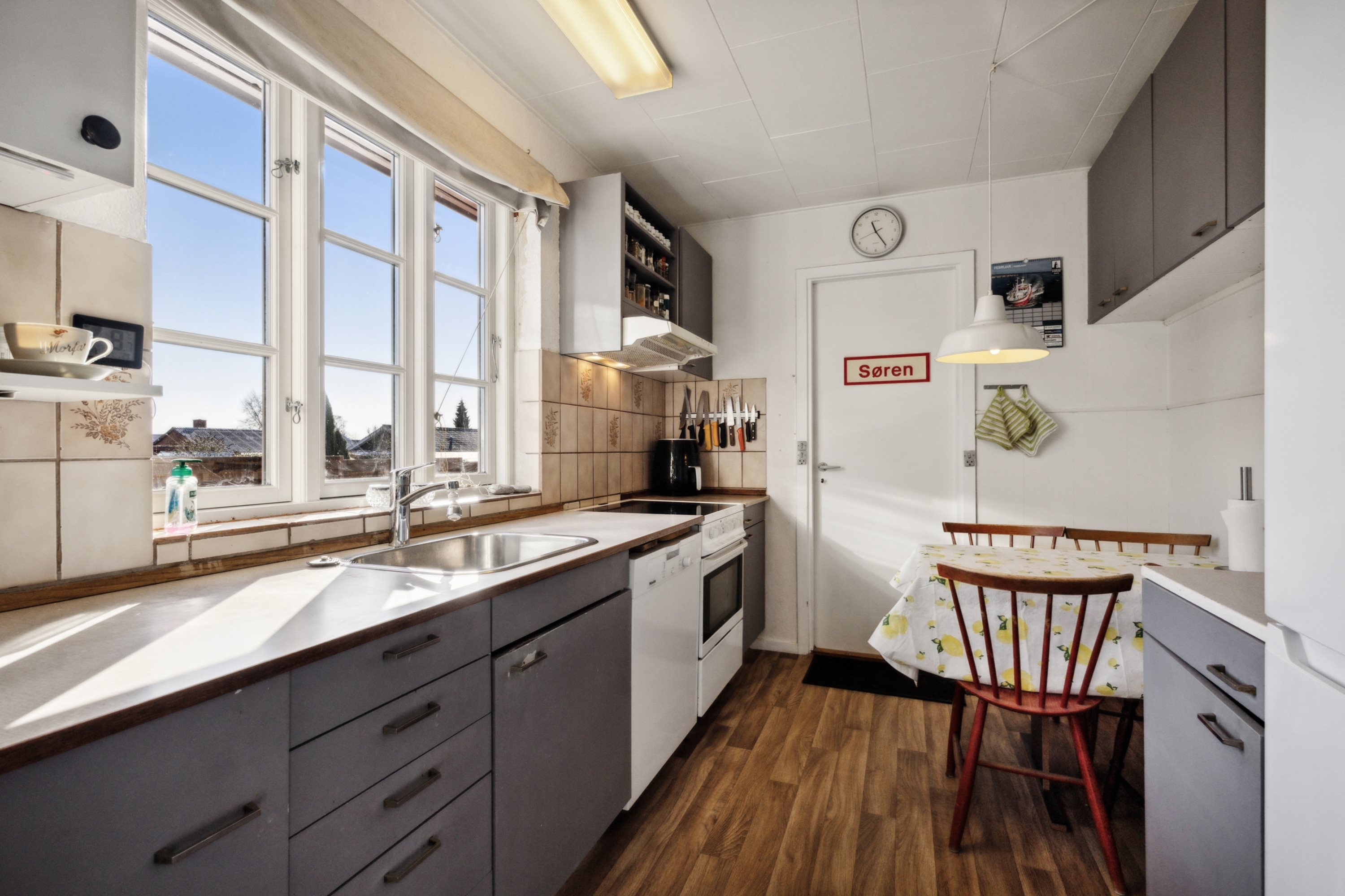Fremhævet køkken billede i fuldskærmstilstand. Billede af Kornvænget 8, 4673 Rødvig Stevns