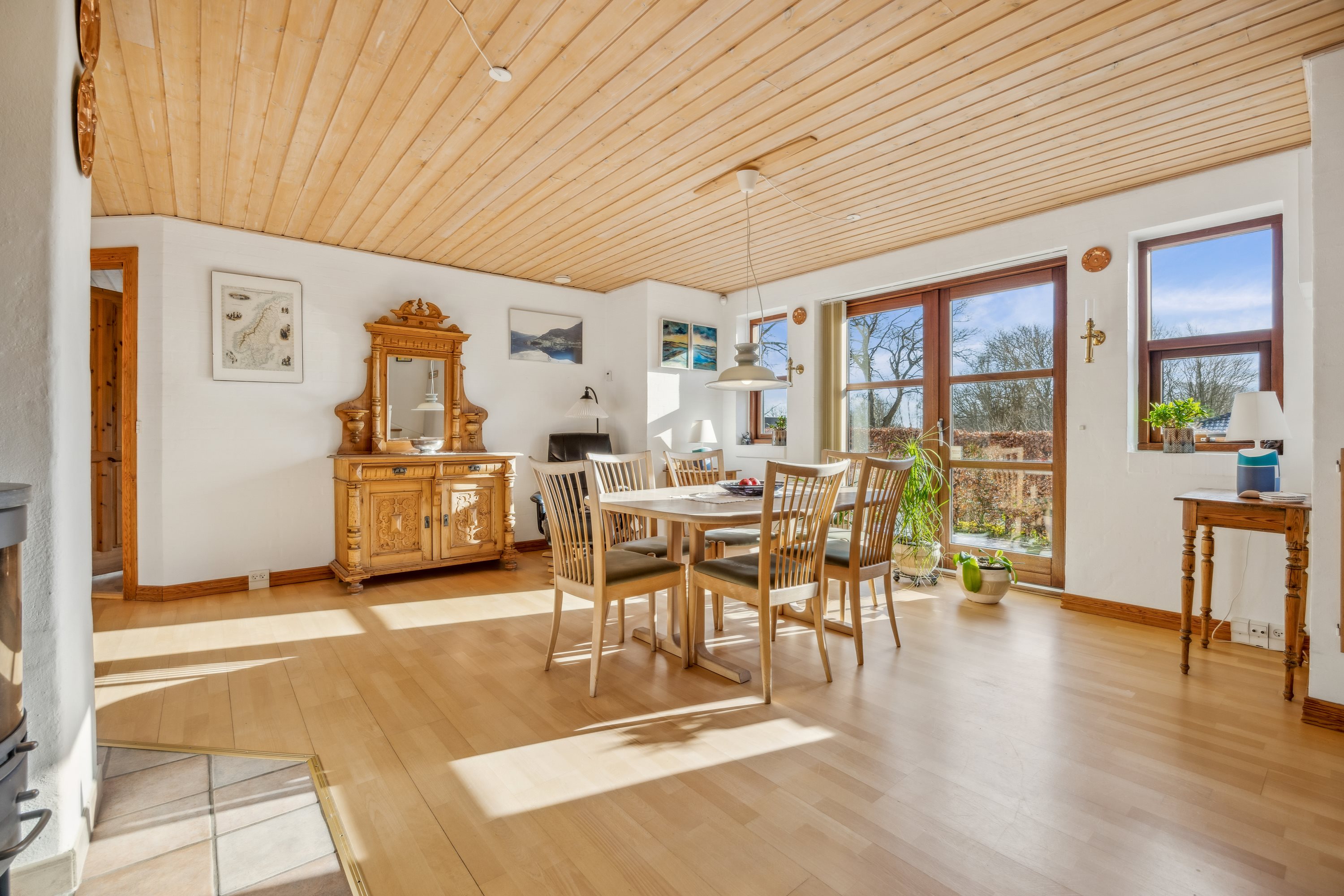 Miniaturebillede 2: stue. Billede af Karolinelund 2, 9460 Brovst