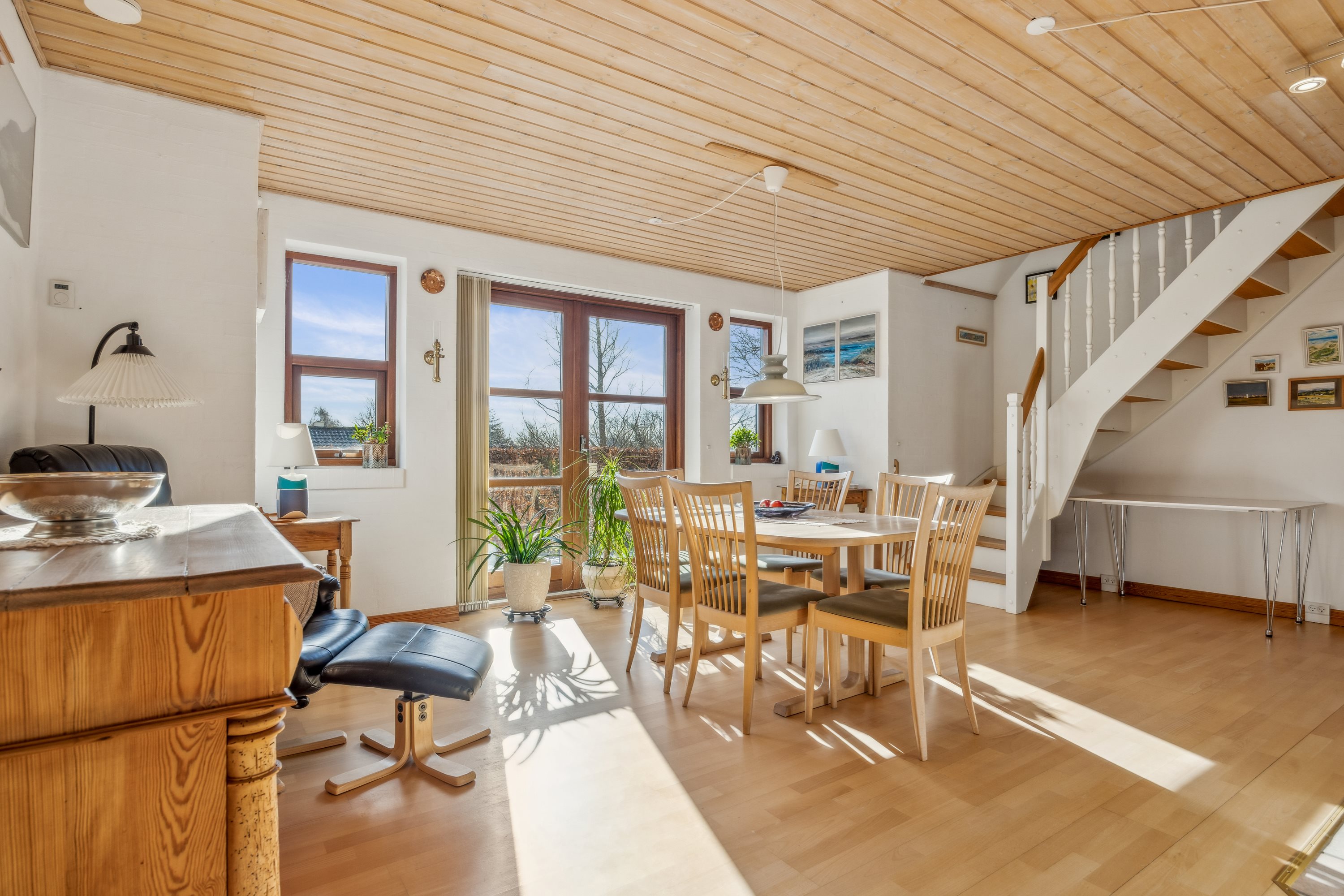 Fremhævet stue billede i fuldskærmstilstand. Billede af Karolinelund 2, 9460 Brovst