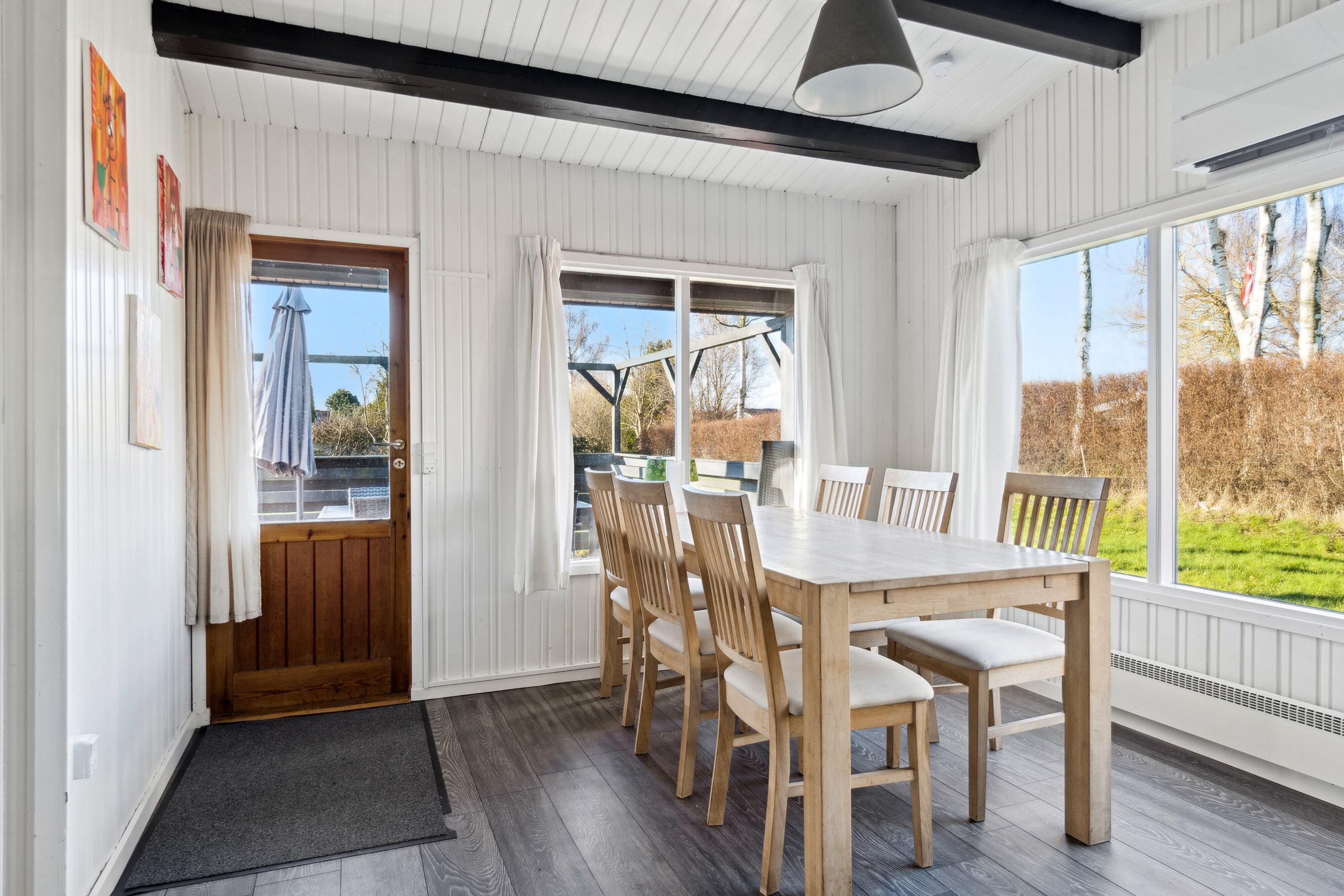 Fremhævet spisestue billede i fuldskærmstilstand. Billede af Dompapvej 7, St Kongsmark, 4200 Slagelse