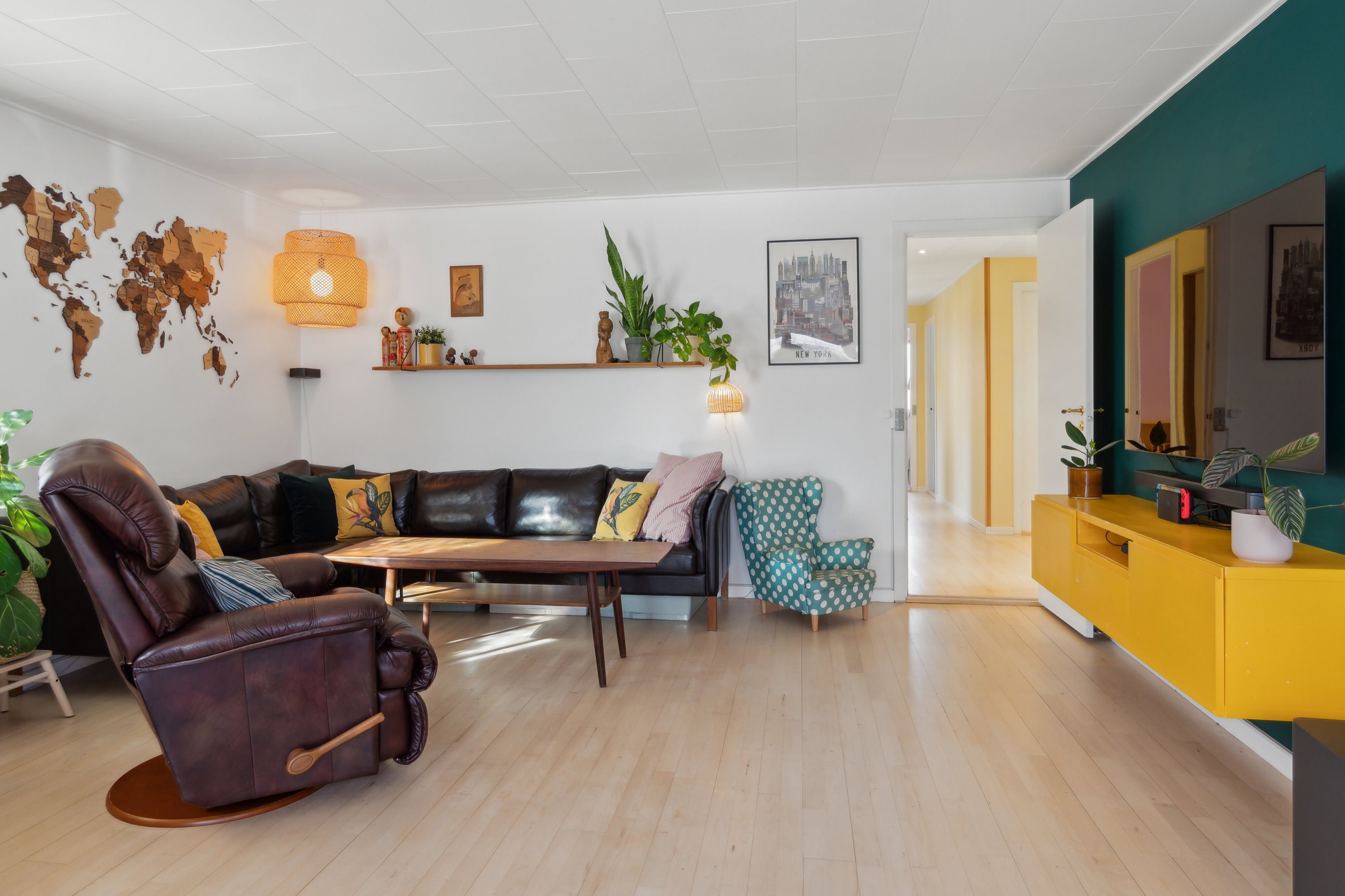 Fremhævet stue billede i fuldskærmstilstand. Billede af Anton Bøjesvej 3, 4581 Rørvig