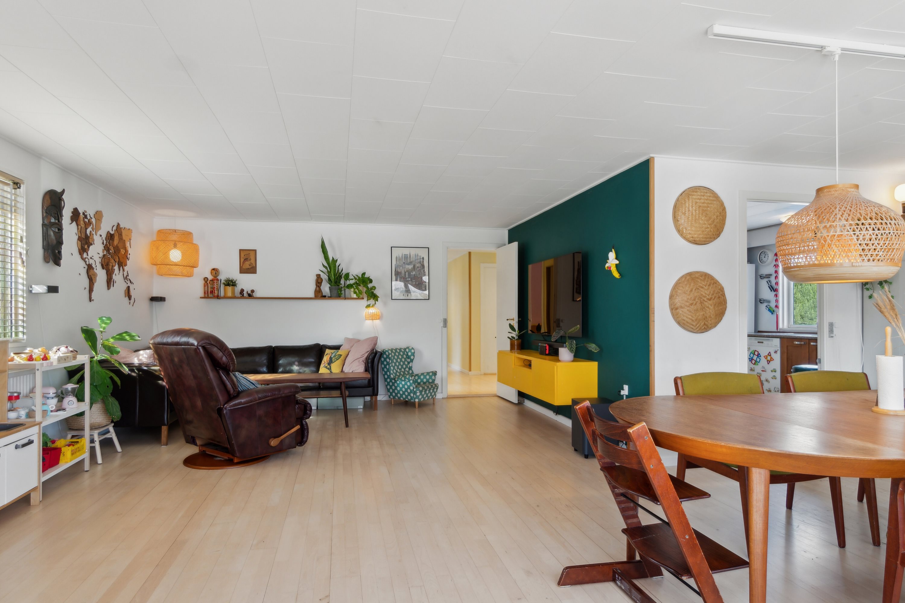 Fremhævet stue billede i fuldskærmstilstand. Billede af Anton Bøjesvej 3, 4581 Rørvig