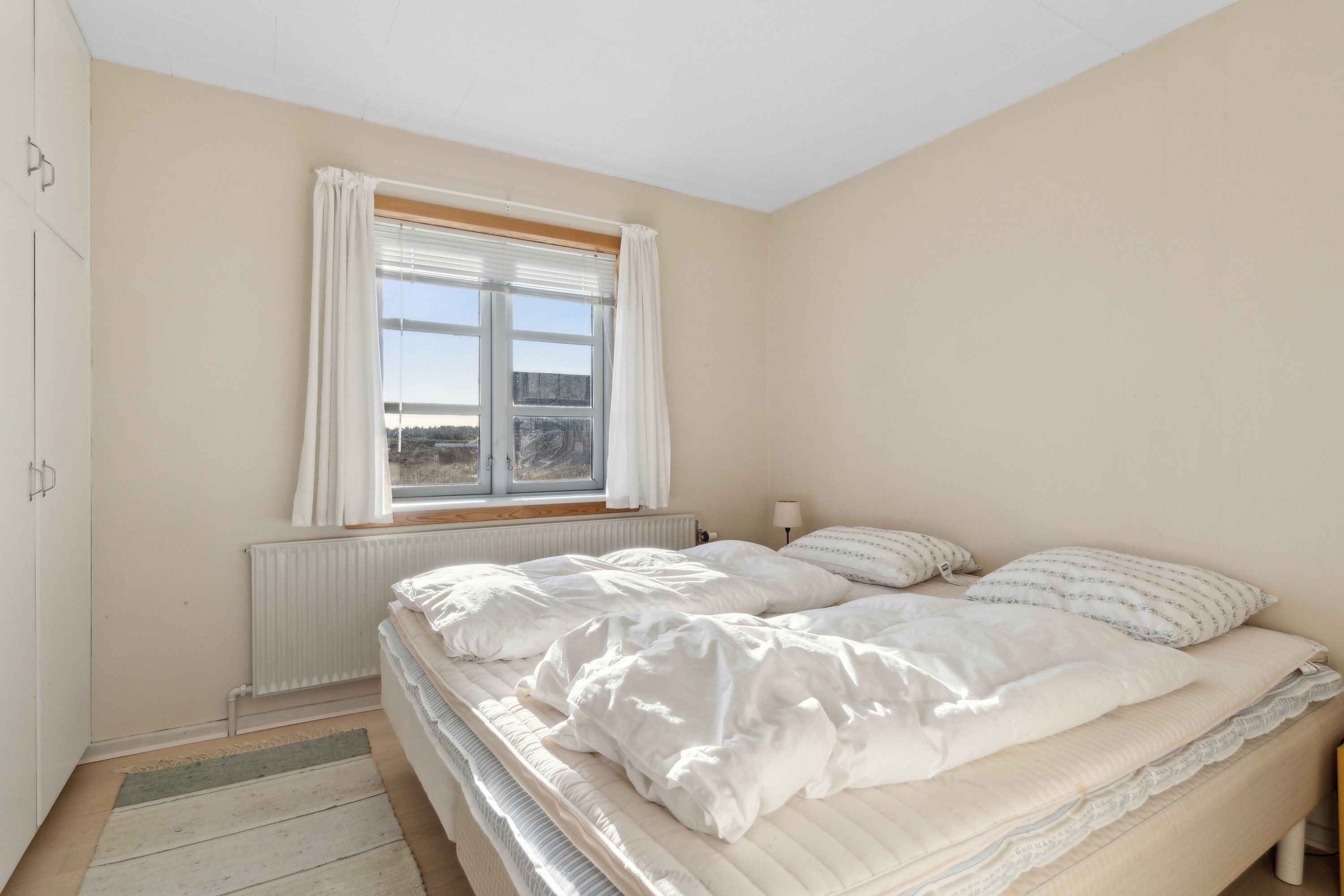 Fremhævet soveværelse billede i fuldskærmstilstand. Billede af Sandnæshagevej 10, Lildstrand, 7741 Frøstrup