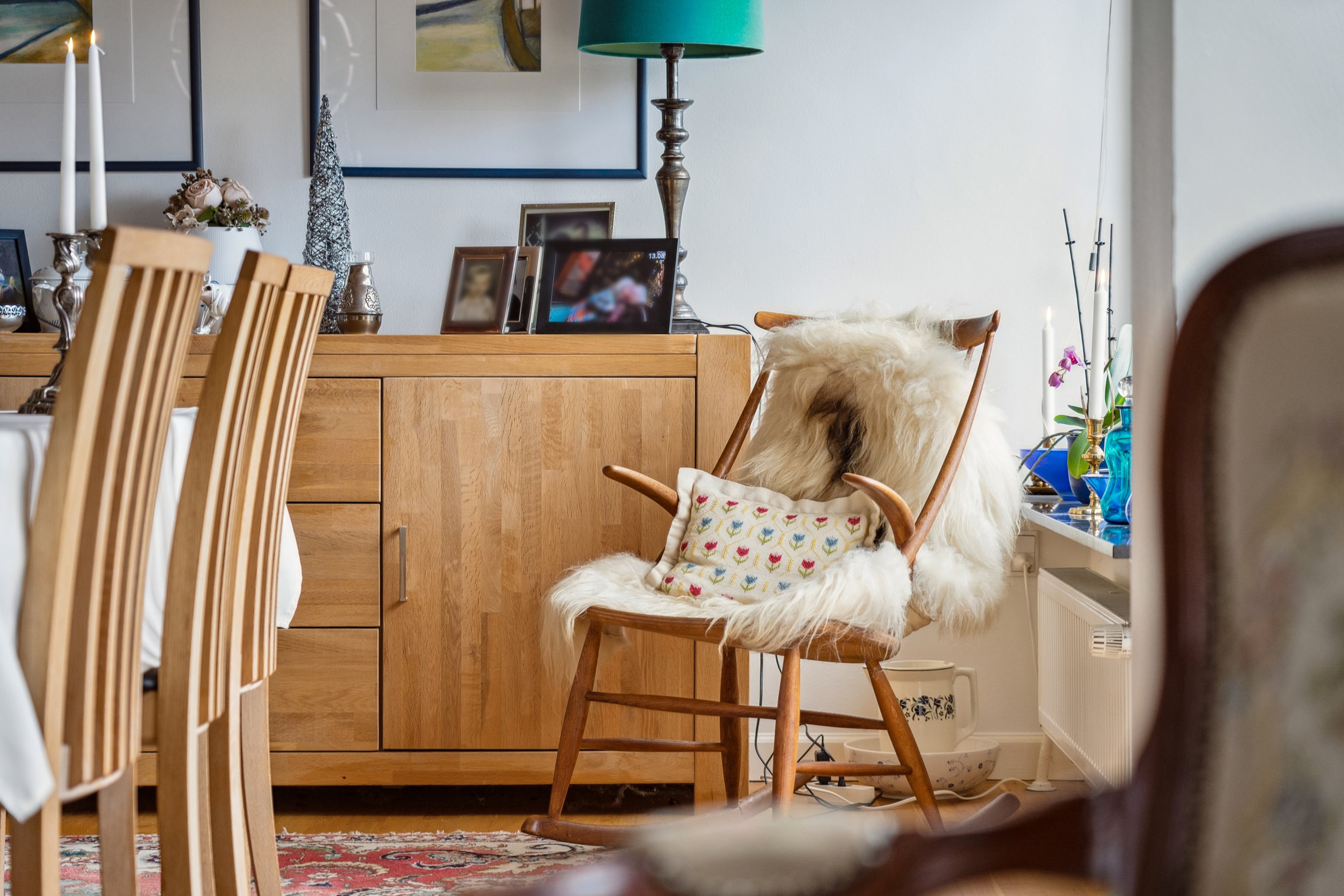 Fremhævet stue billede i fuldskærmstilstand. Billede af Springvandspladsen 4, Als, 9560 Hadsund