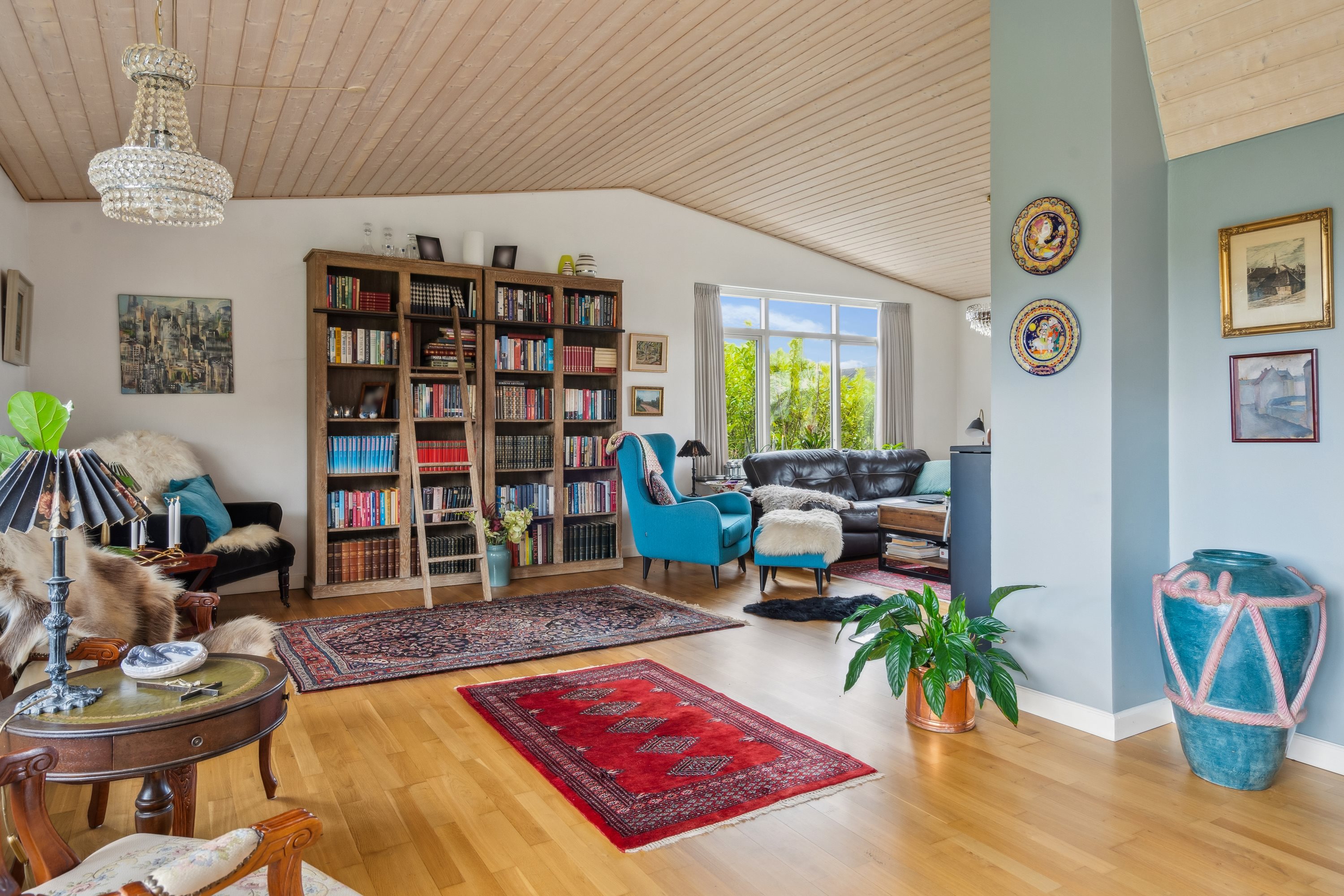 Fremhævet stue billede i fuldskærmstilstand. Billede af Springvandspladsen 4, Als, 9560 Hadsund