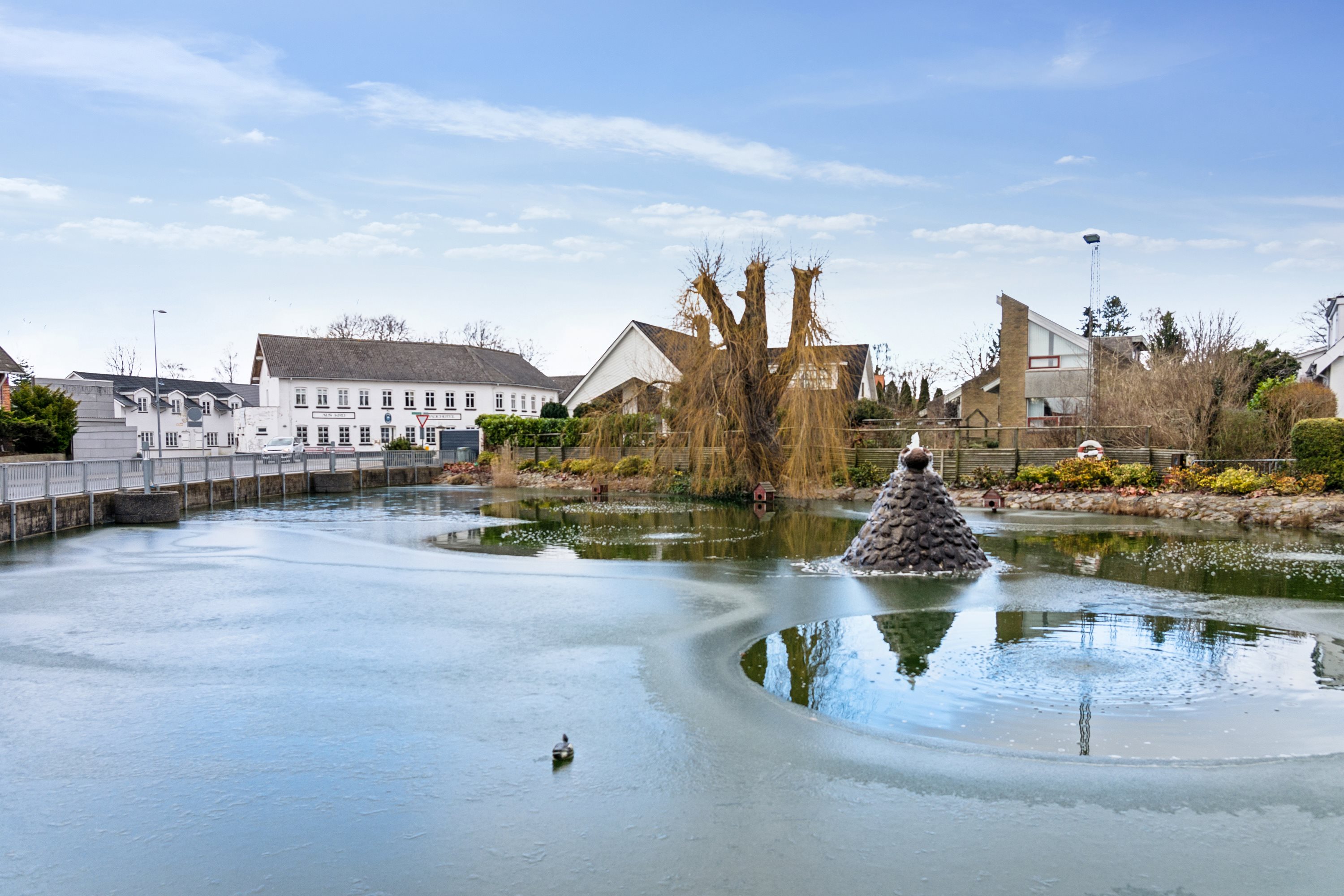 Fremhævet omgivelser billede i fuldskærmstilstand. Billede af Springvandspladsen 4, Als, 9560 Hadsund