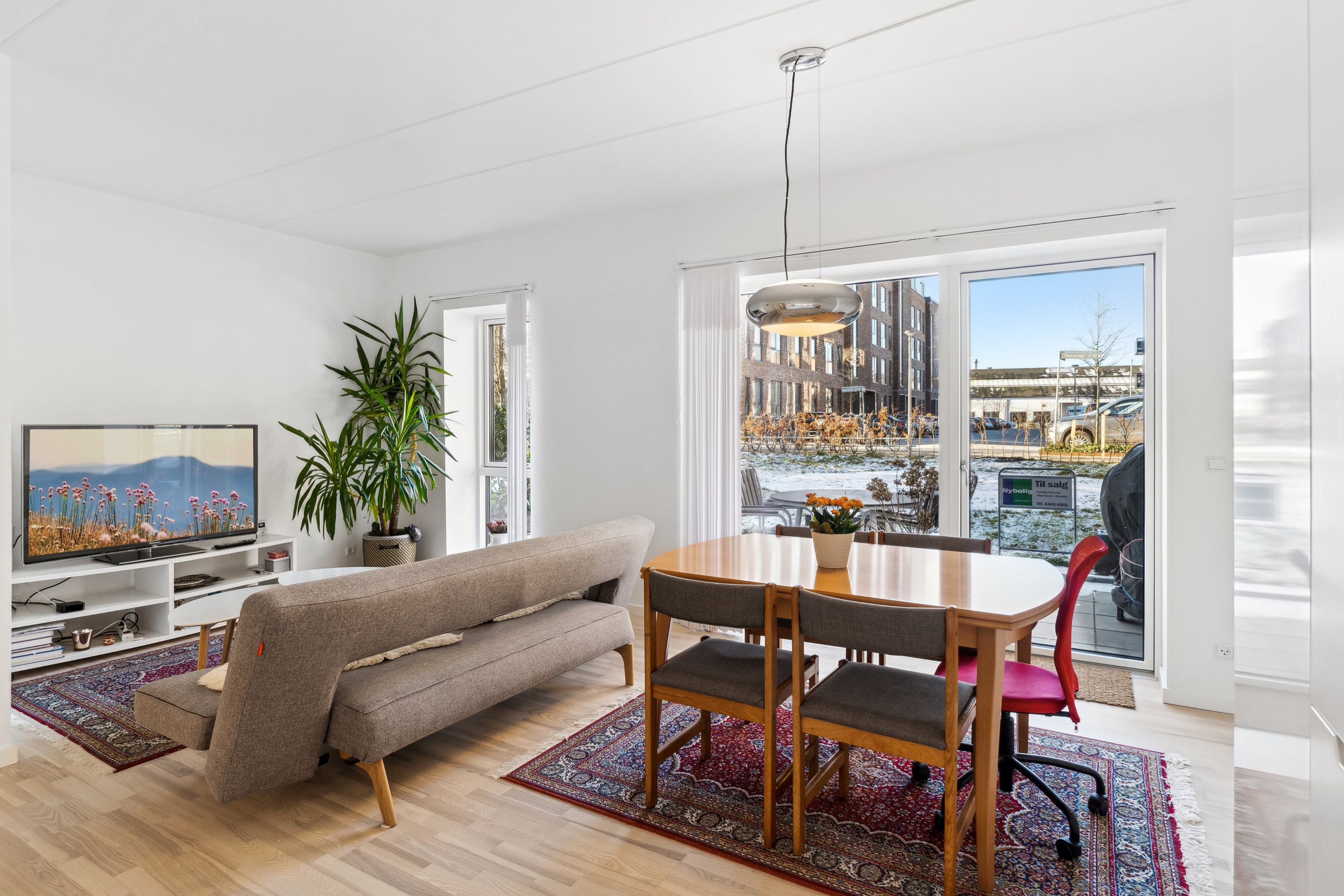 Miniaturebillede 2: spisestue. Billede af Kirkebjerg Parkvej 10D, st.. th., 2605 Brøndby