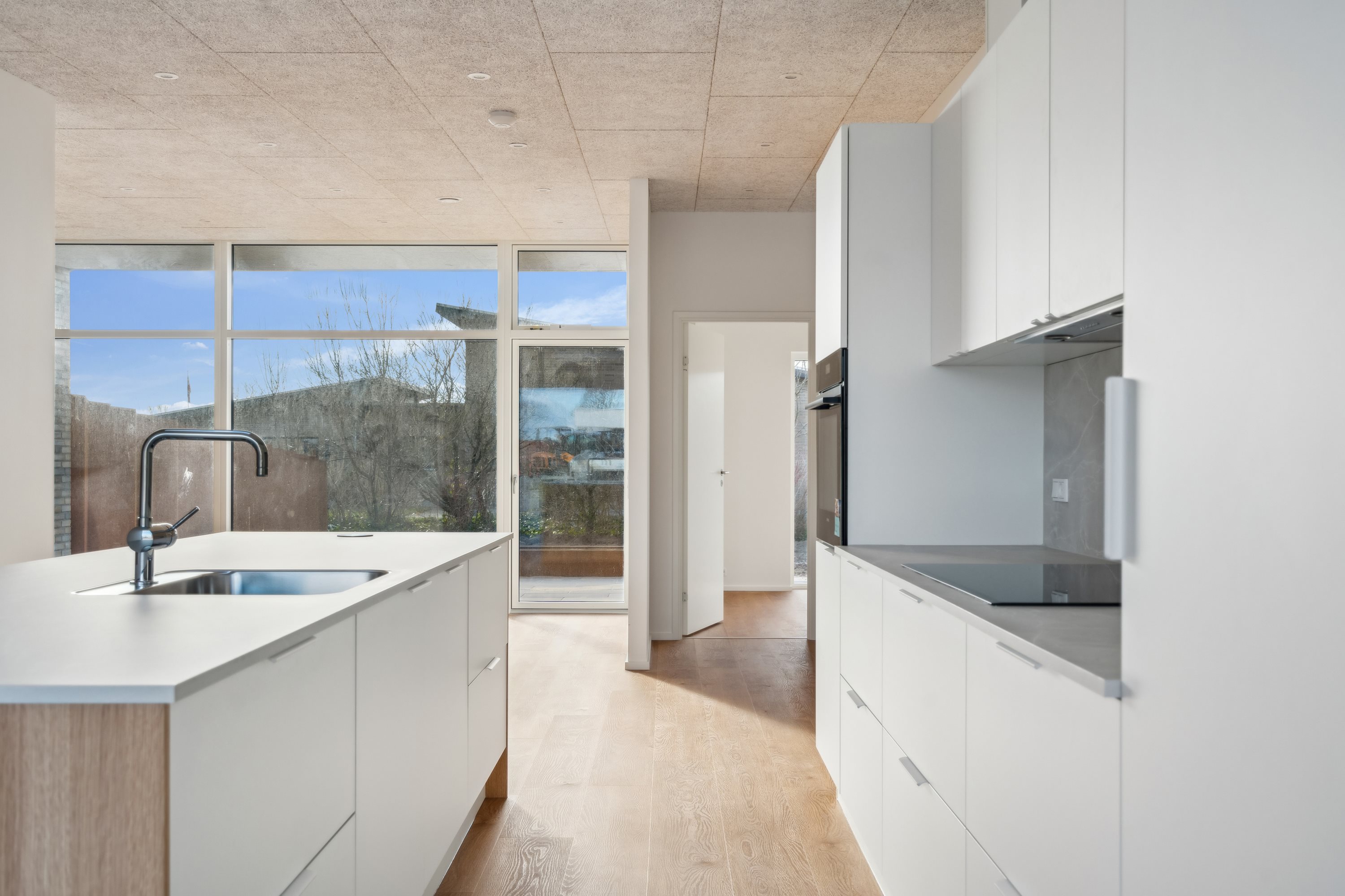 Fremhævet køkken billede i fuldskærmstilstand. Billede af Kornumgårdsvej 16, 9700 Brønderslev