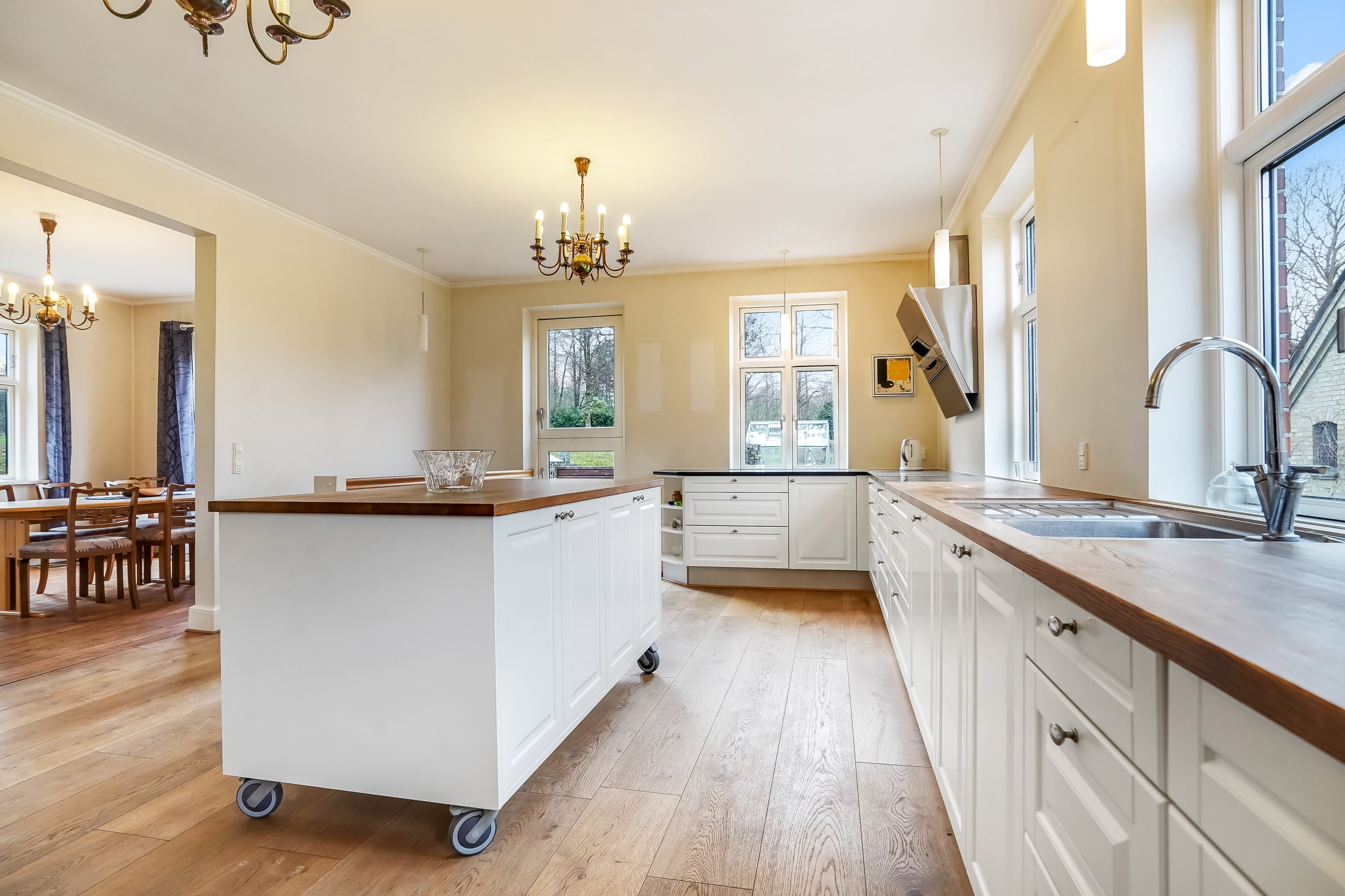 Fremhævet køkken billede i fuldskærmstilstand. Billede af Odensevej 126, Skallebølle, 5492 Vissenbjerg