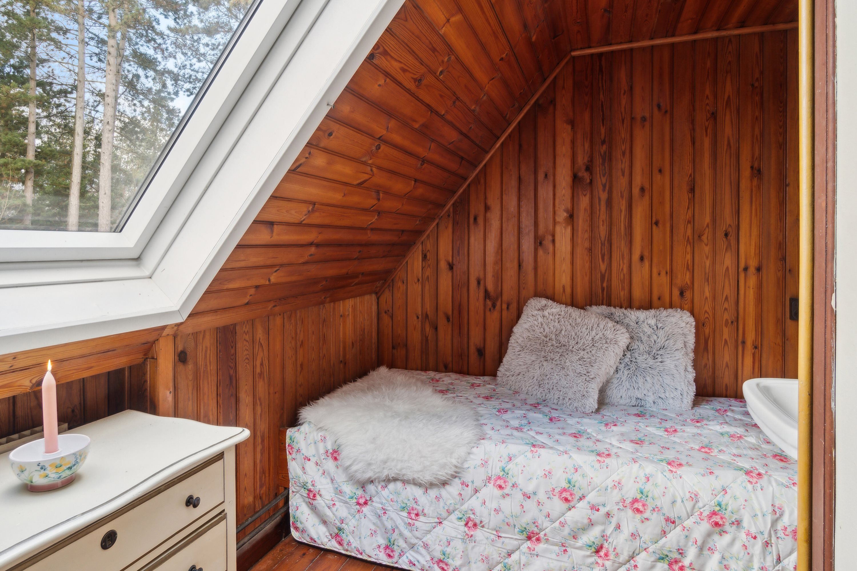 Fremhævet soveværelse billede i fuldskærmstilstand. Billede af Vej 11 3, Jyderup Lyng, 4560 Vig