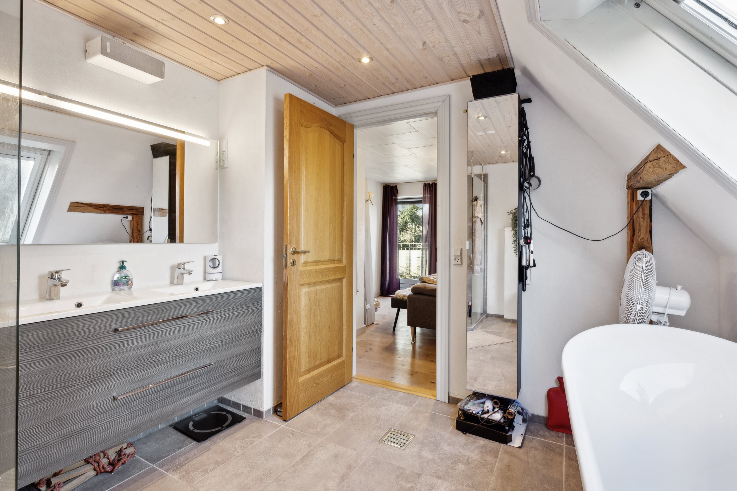 Fremhævet badeværelse billede i fuldskærmstilstand. Billede af Skivevej 230, 8831 Løgstrup