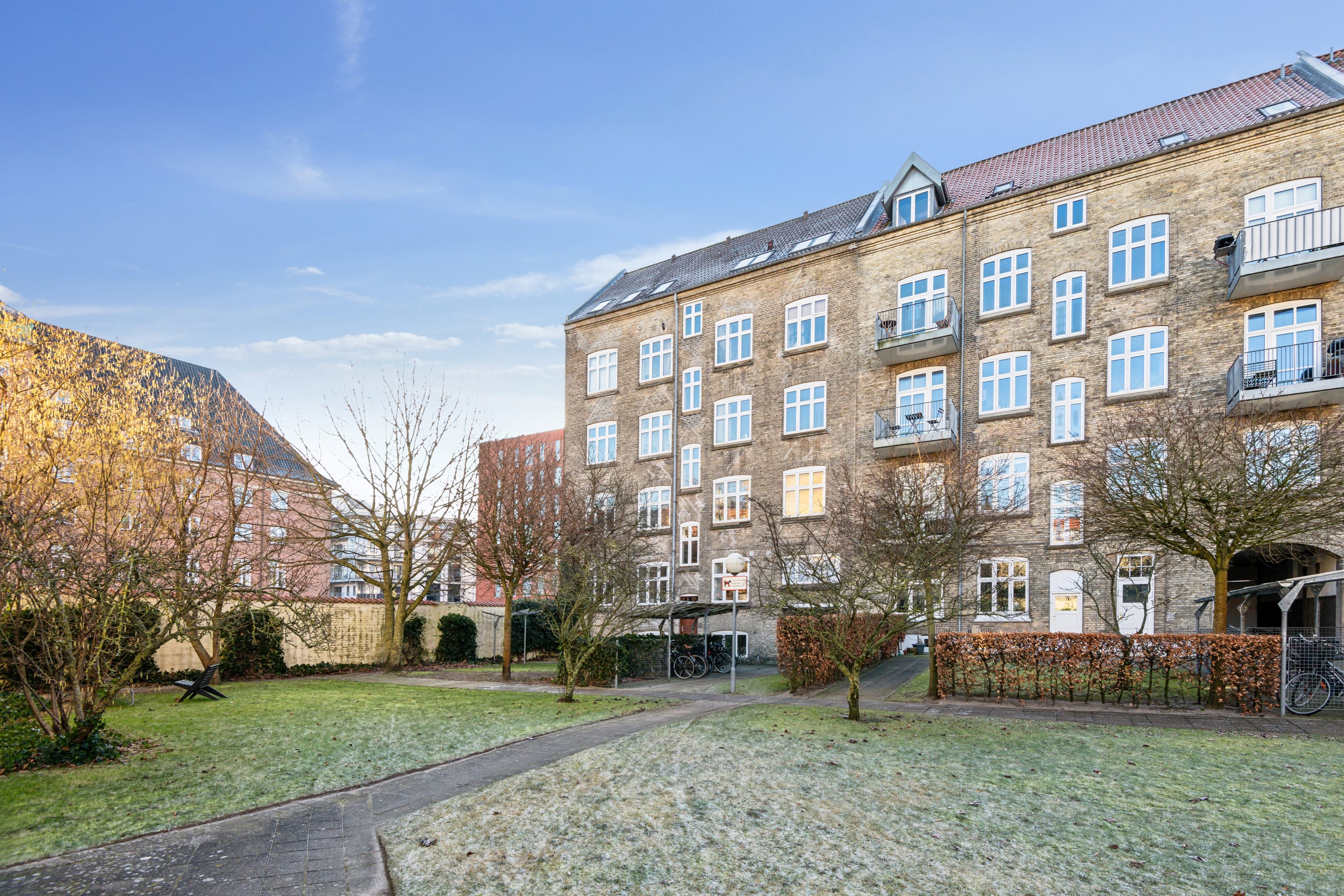 Fremhævet gårdmiljø billede i fuldskærmstilstand. Billede af Jyllandsgade 19, st.. th., 9000 Aalborg