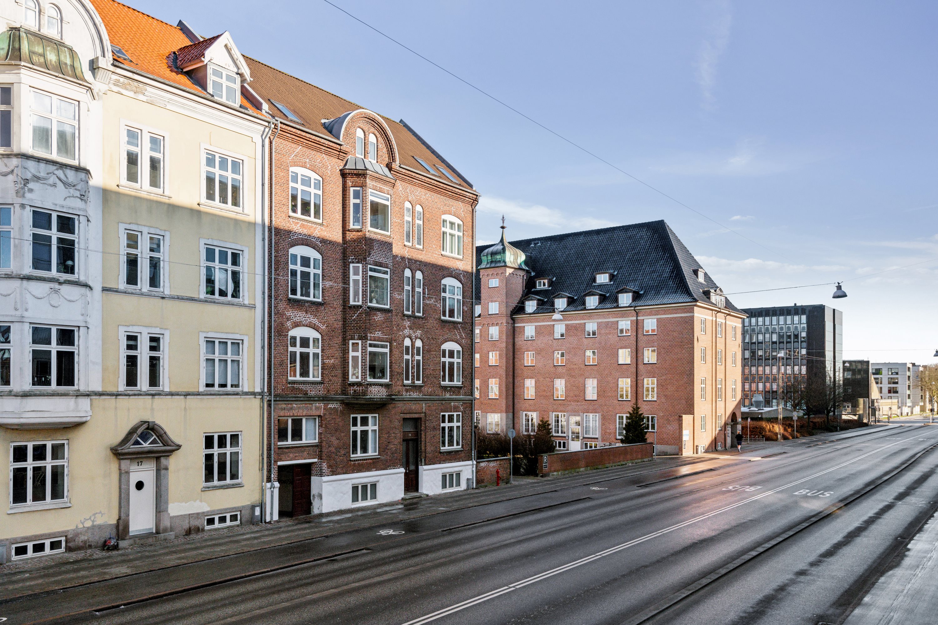 Fremhævet ejendom 1 billede i fuldskærmstilstand. Billede af Jyllandsgade 19, st.. th., 9000 Aalborg