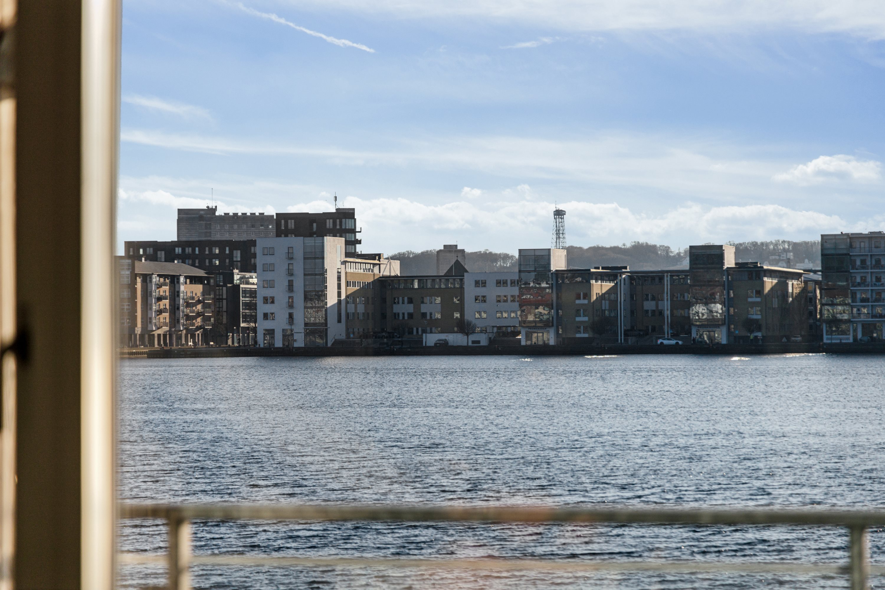 Fremhævet udsigt billede i fuldskærmstilstand. Billede af Sundby Brygge 11, st.. mf., 9400 Nørresundby