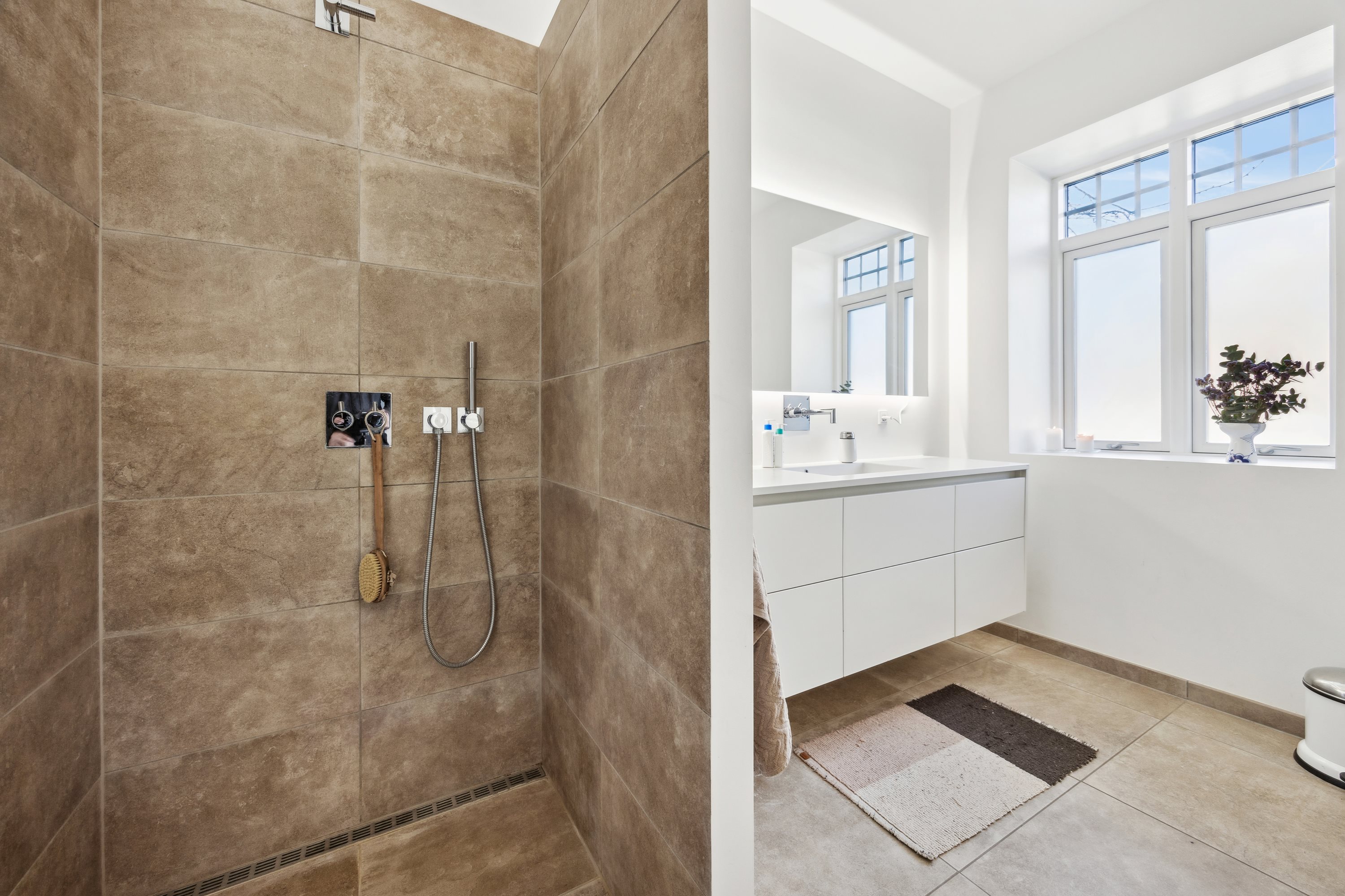 Fremhævet badeværelse billede i fuldskærmstilstand. Billede af Galstersgade 4, 9400 Nørresundby