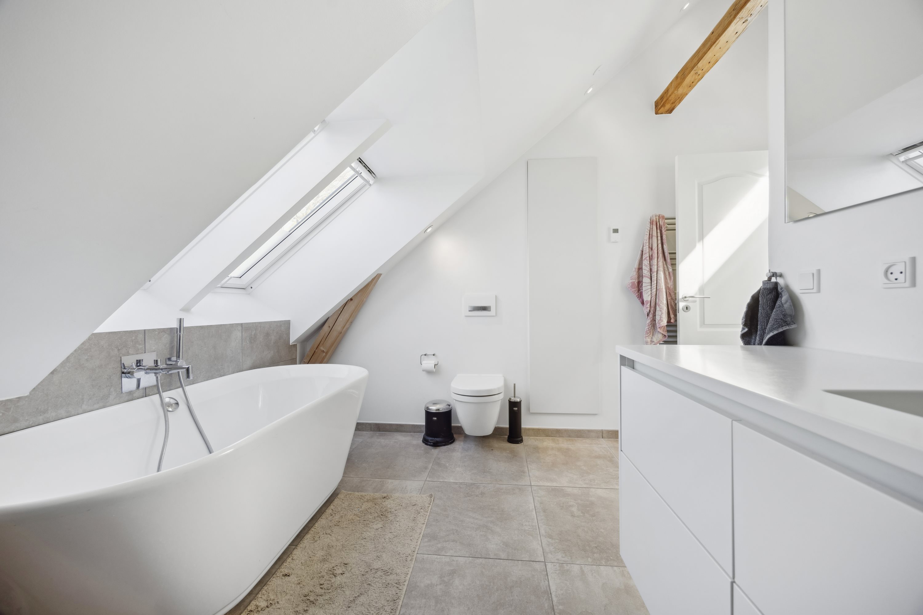 Fremhævet badeværelse billede i fuldskærmstilstand. Billede af Galstersgade 4, 9400 Nørresundby