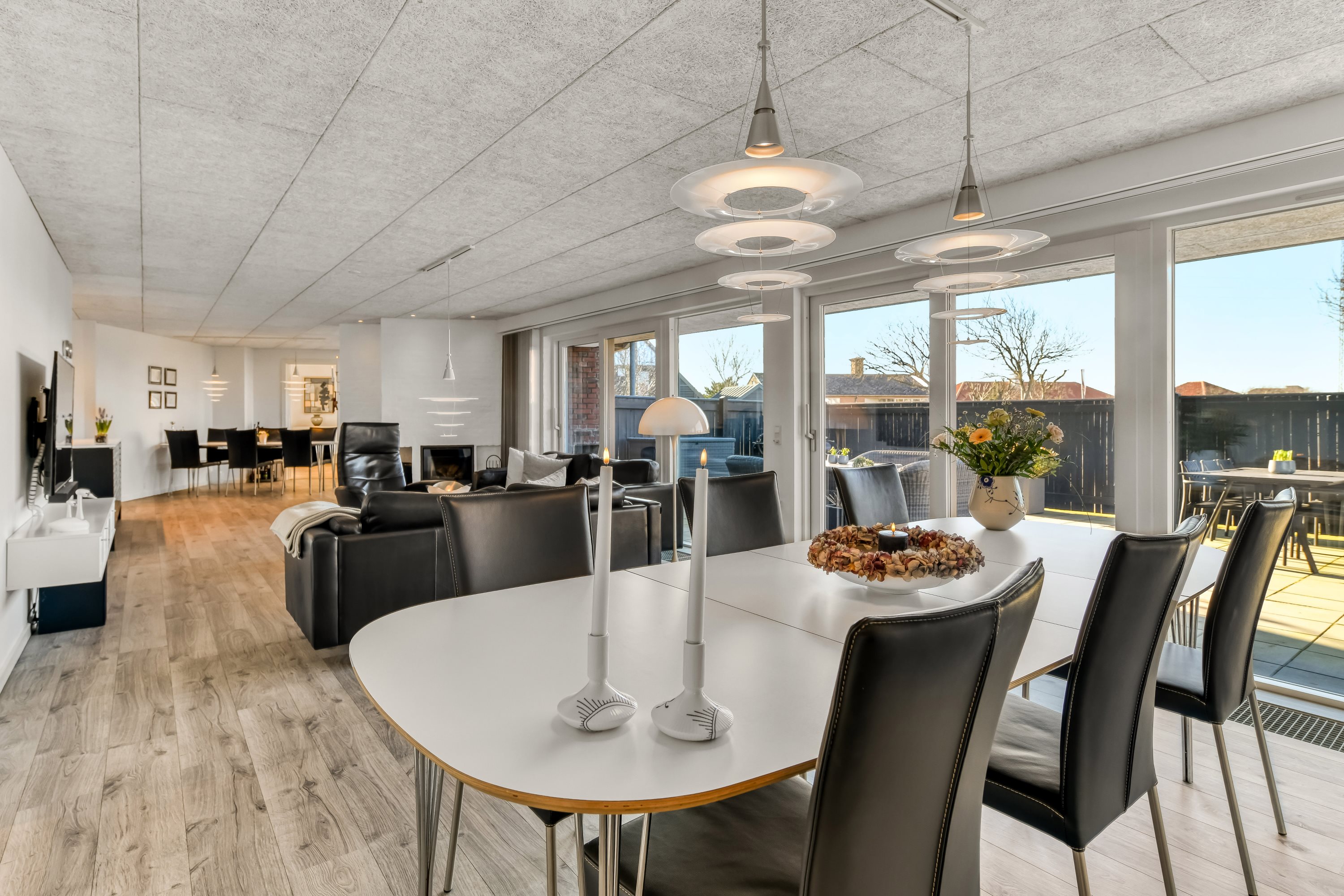 Fremhævet stue billede i fuldskærmstilstand. Billede af Hjerting Strandvej 62, Hjerting, 6710 Esbjerg V