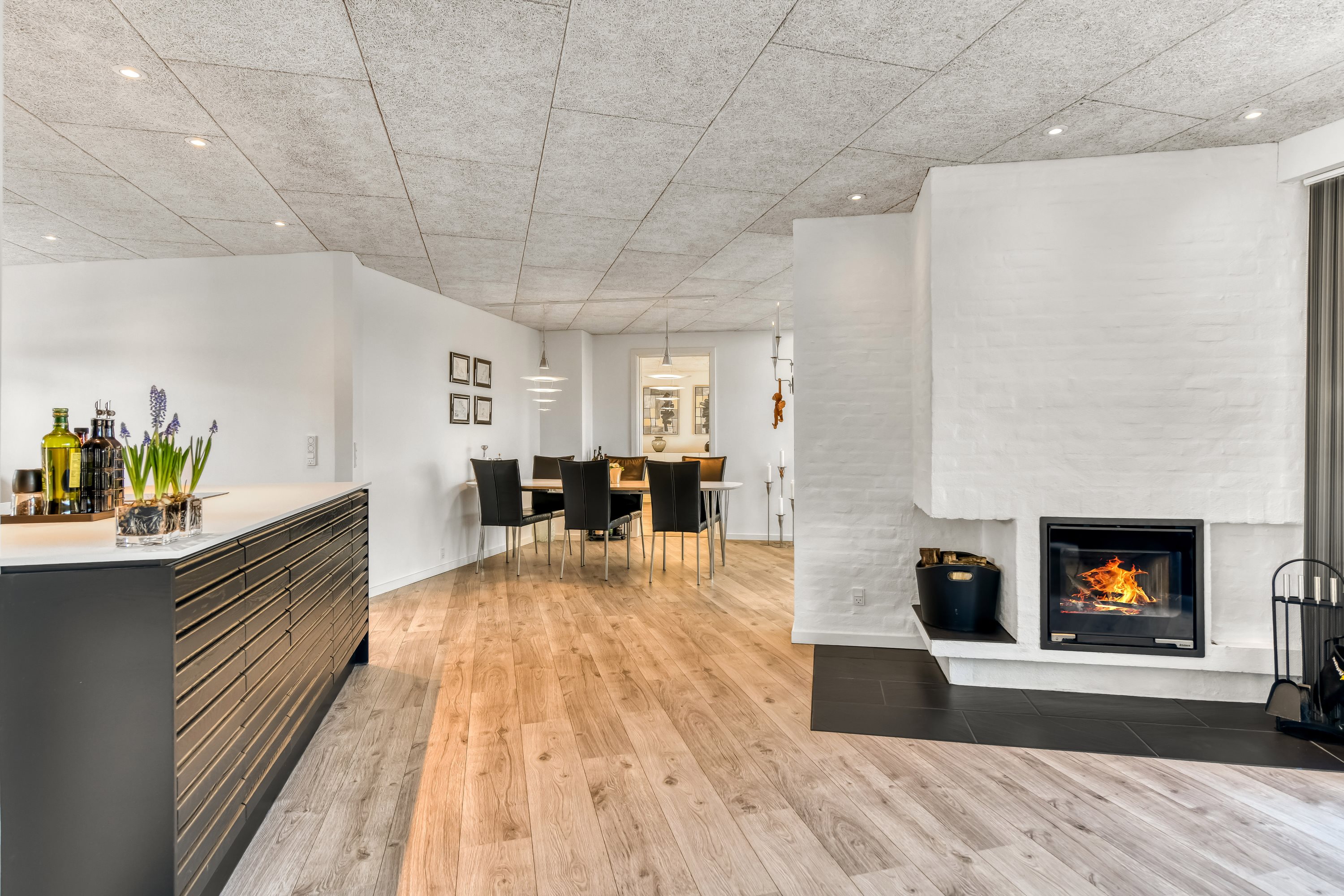 Fremhævet stue billede i fuldskærmstilstand. Billede af Hjerting Strandvej 62, Hjerting, 6710 Esbjerg V