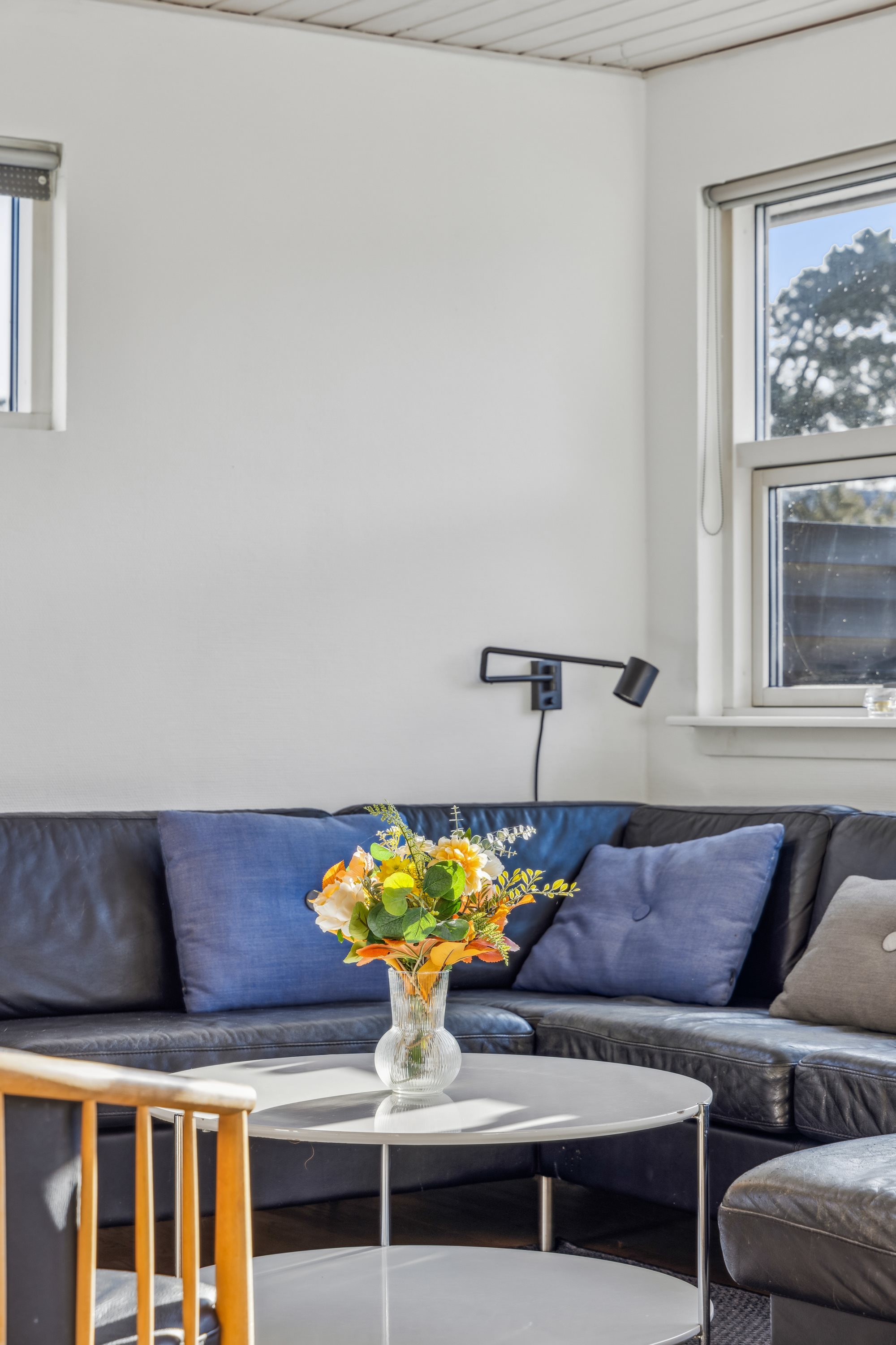 Fremhævet stue billede i fuldskærmstilstand. Billede af Dalvangen 15, Boeslum Bakker, 8400 Ebeltoft