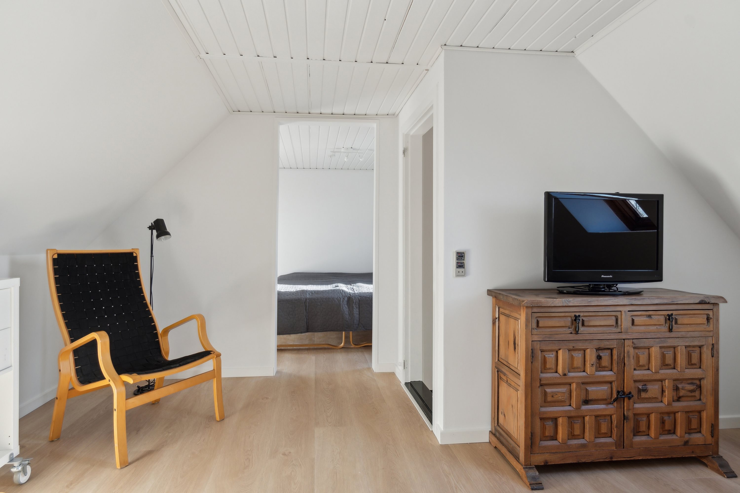 Fremhævet stue billede i fuldskærmstilstand. Billede af Tverstedvej 25, Uggerby, 9800 Hjørring