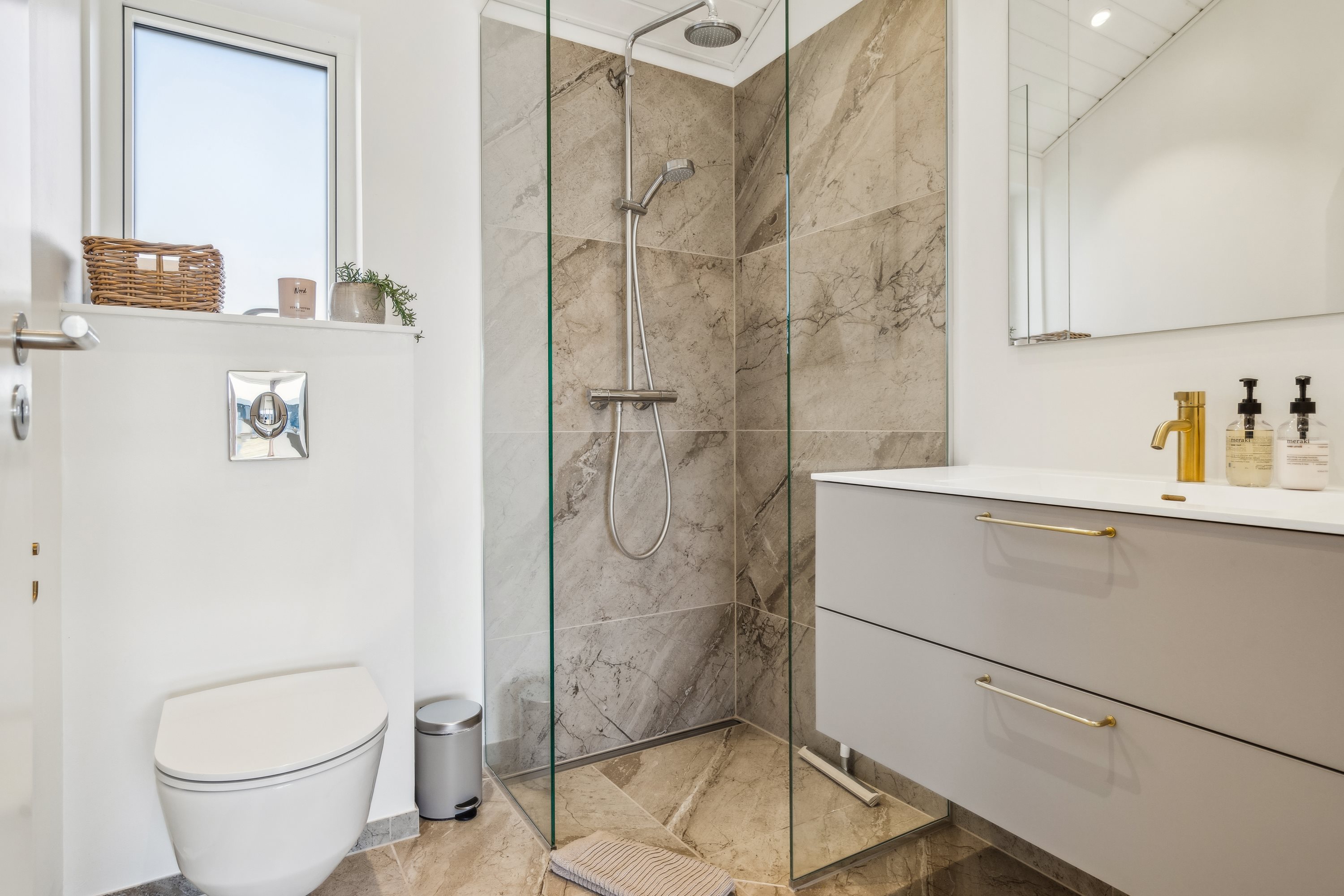 Fremhævet  billede i fuldskærmstilstand. Billede af Dyrehaven 35, Øster Hurup, 9560 Hadsund