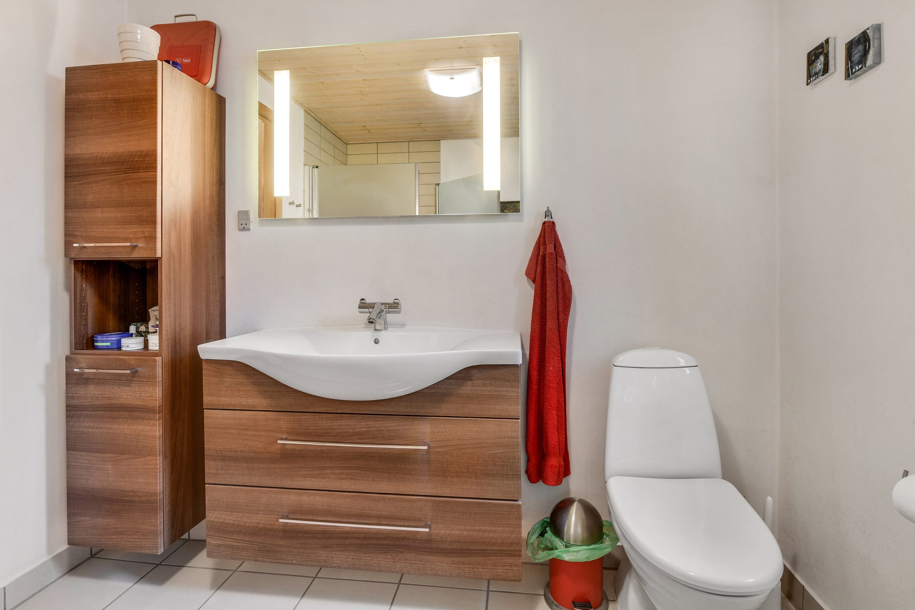 Fremhævet badeværelse billede i fuldskærmstilstand. Billede af Fanøvej 22, 7200 Grindsted