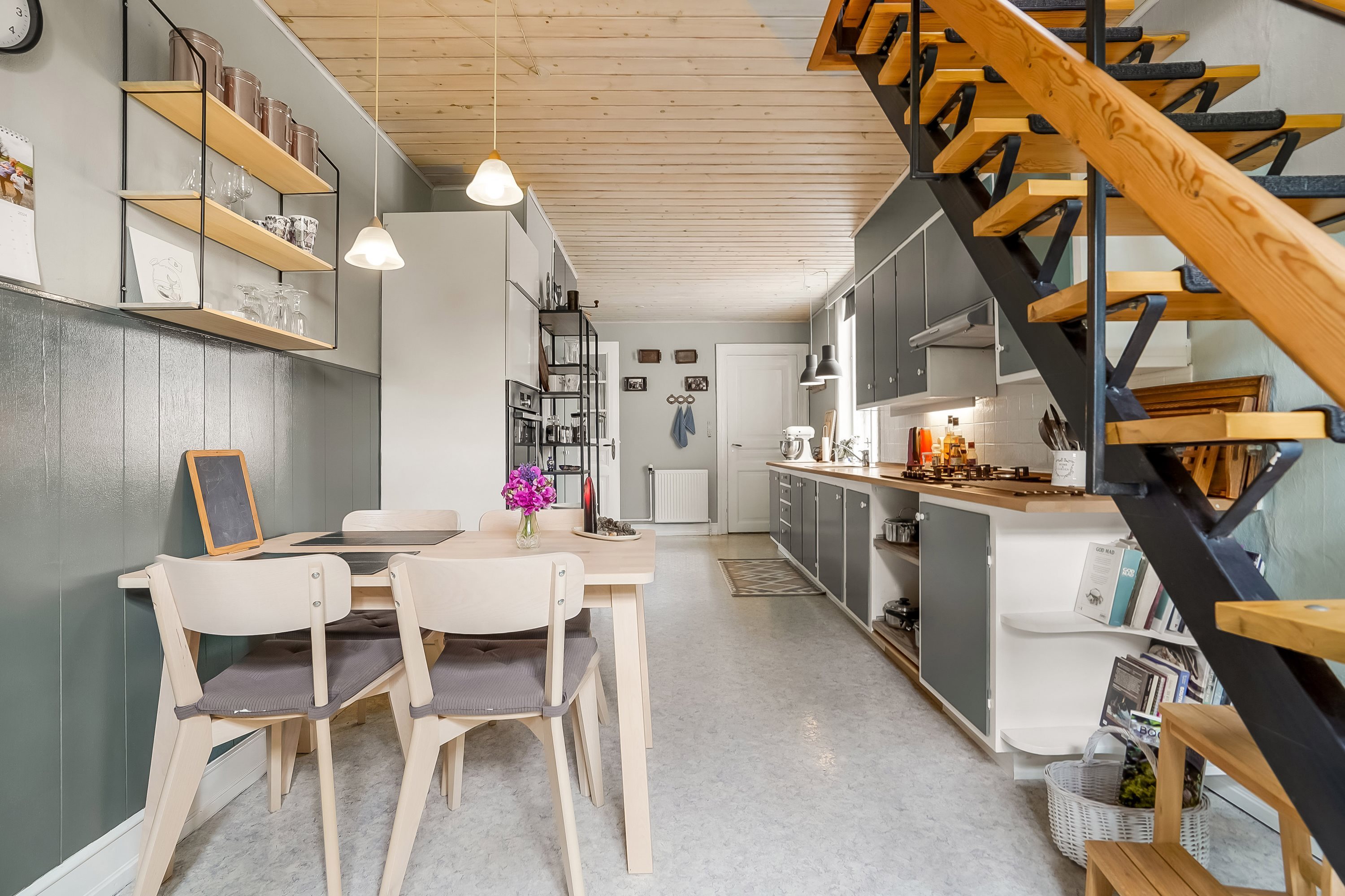 Fremhævet spisekøkken billede i fuldskærmstilstand. Billede af Svendborgvej 424, 5600 Faaborg