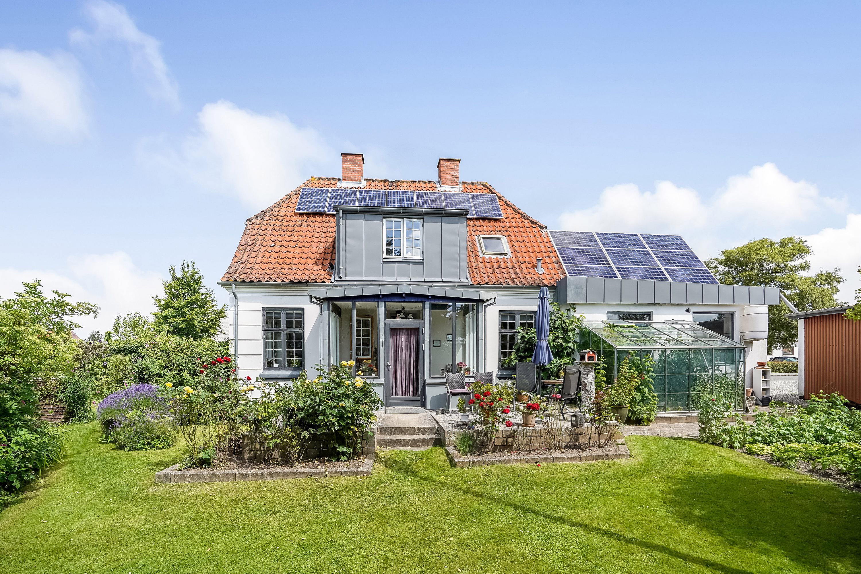 Fremhævet facade billede i fuldskærmstilstand. Billede af Svendborgvej 424, 5600 Faaborg