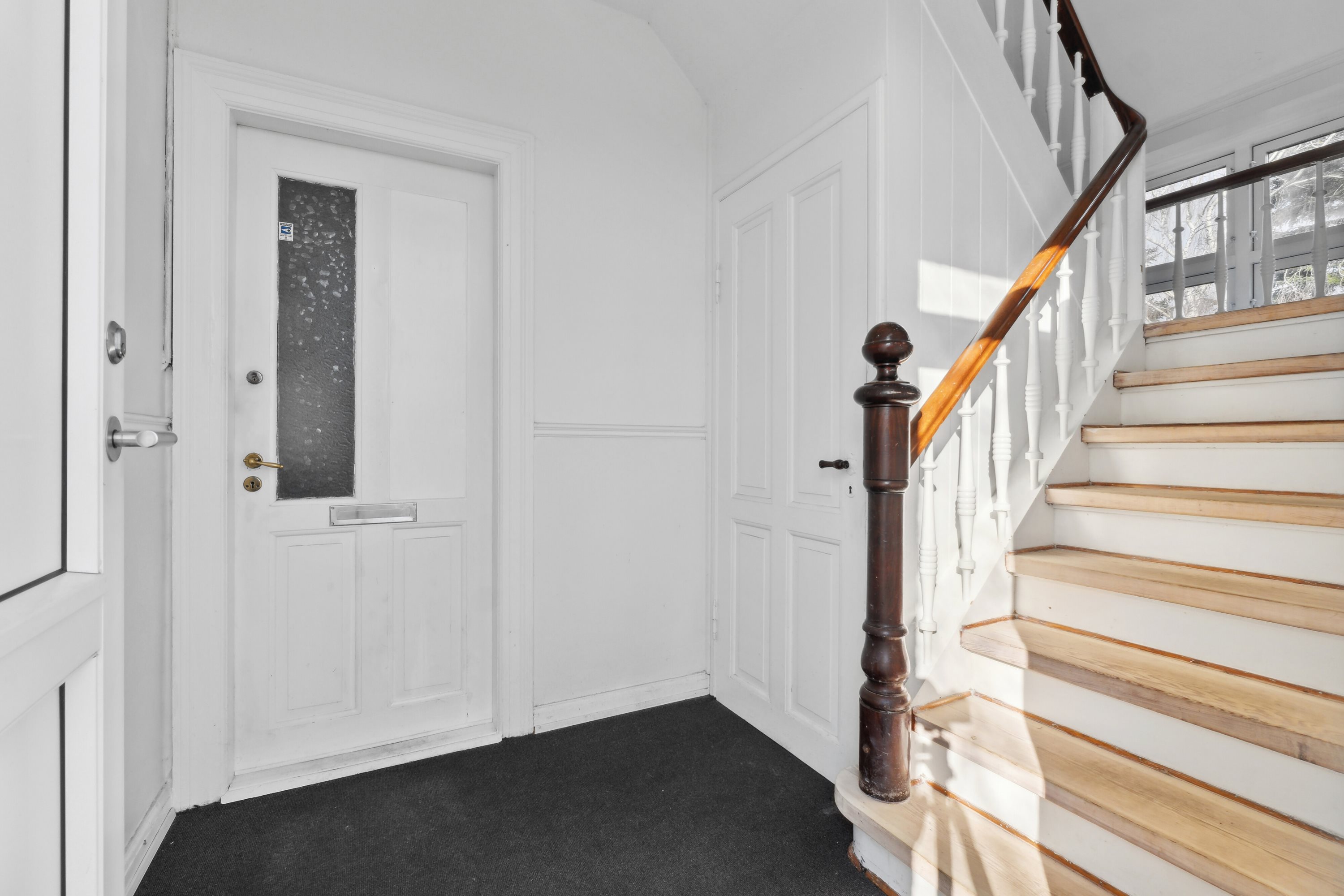 Miniaturebillede 1: trappe. Billede af Vindingevej 30, st.., 5800 Nyborg