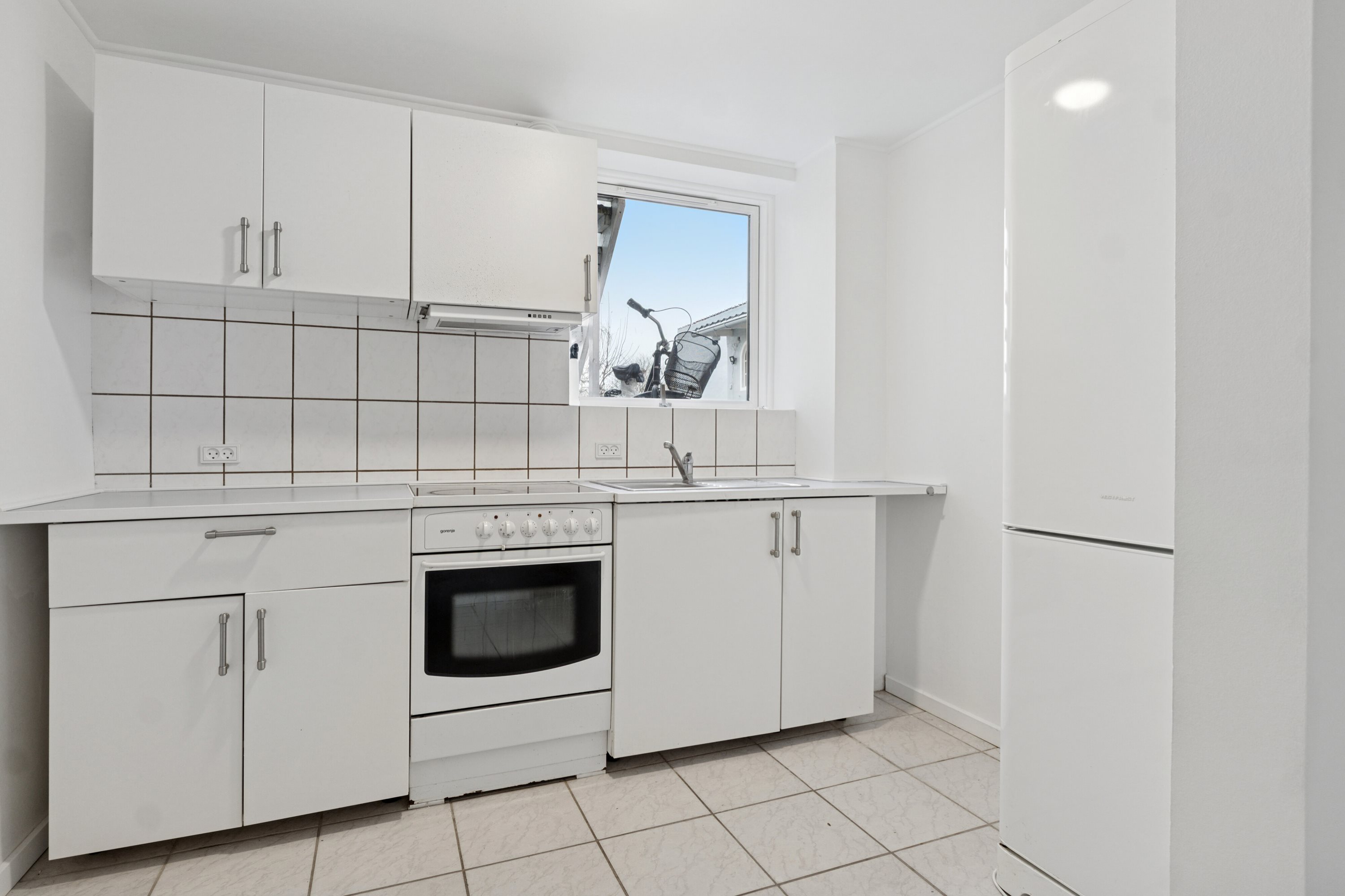 Fremhævet køkken billede i fuldskærmstilstand. Billede af Brickasvej 12, 3400 Hillerød