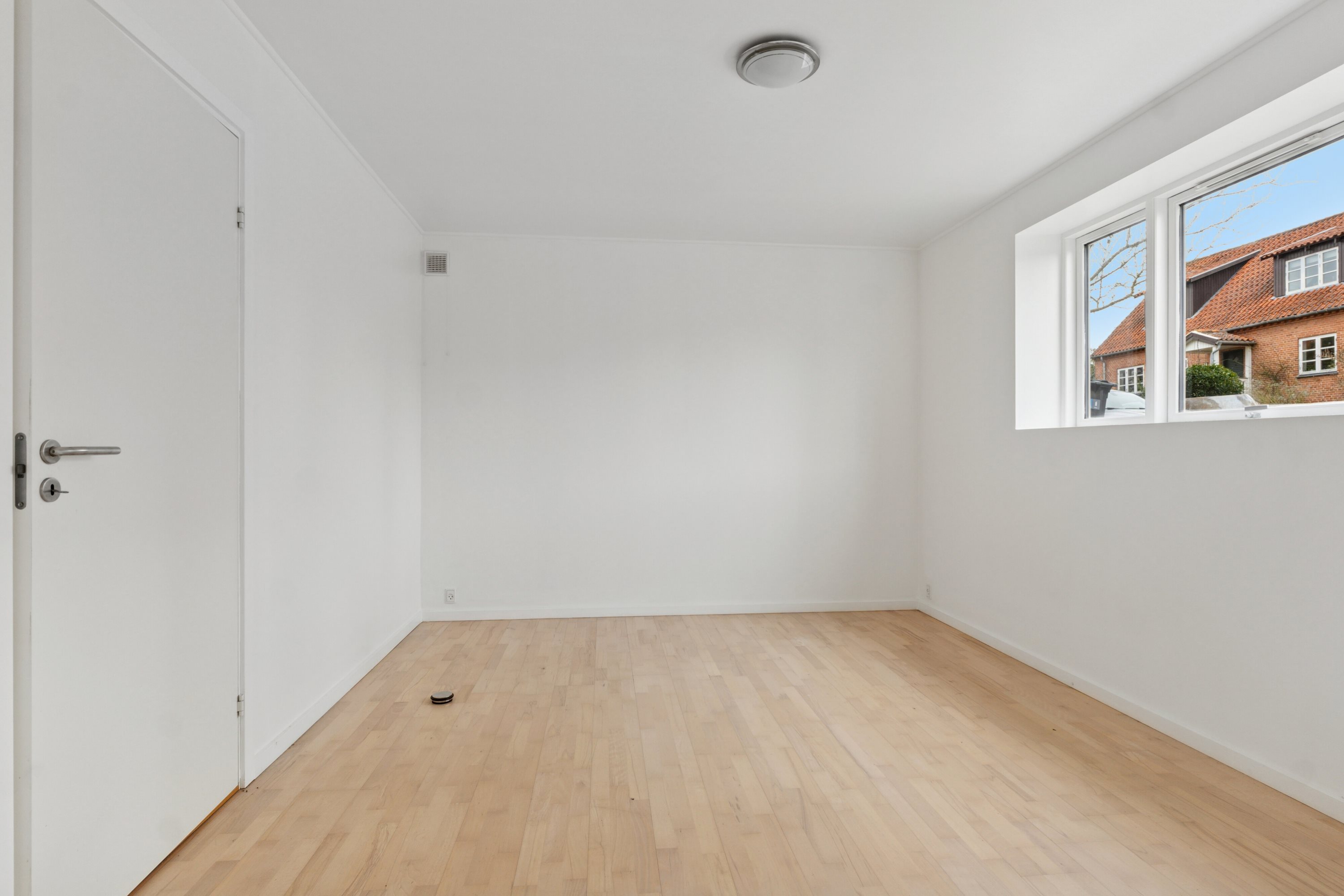 Fremhævet soveværelse billede i fuldskærmstilstand. Billede af Brickasvej 12, 3400 Hillerød