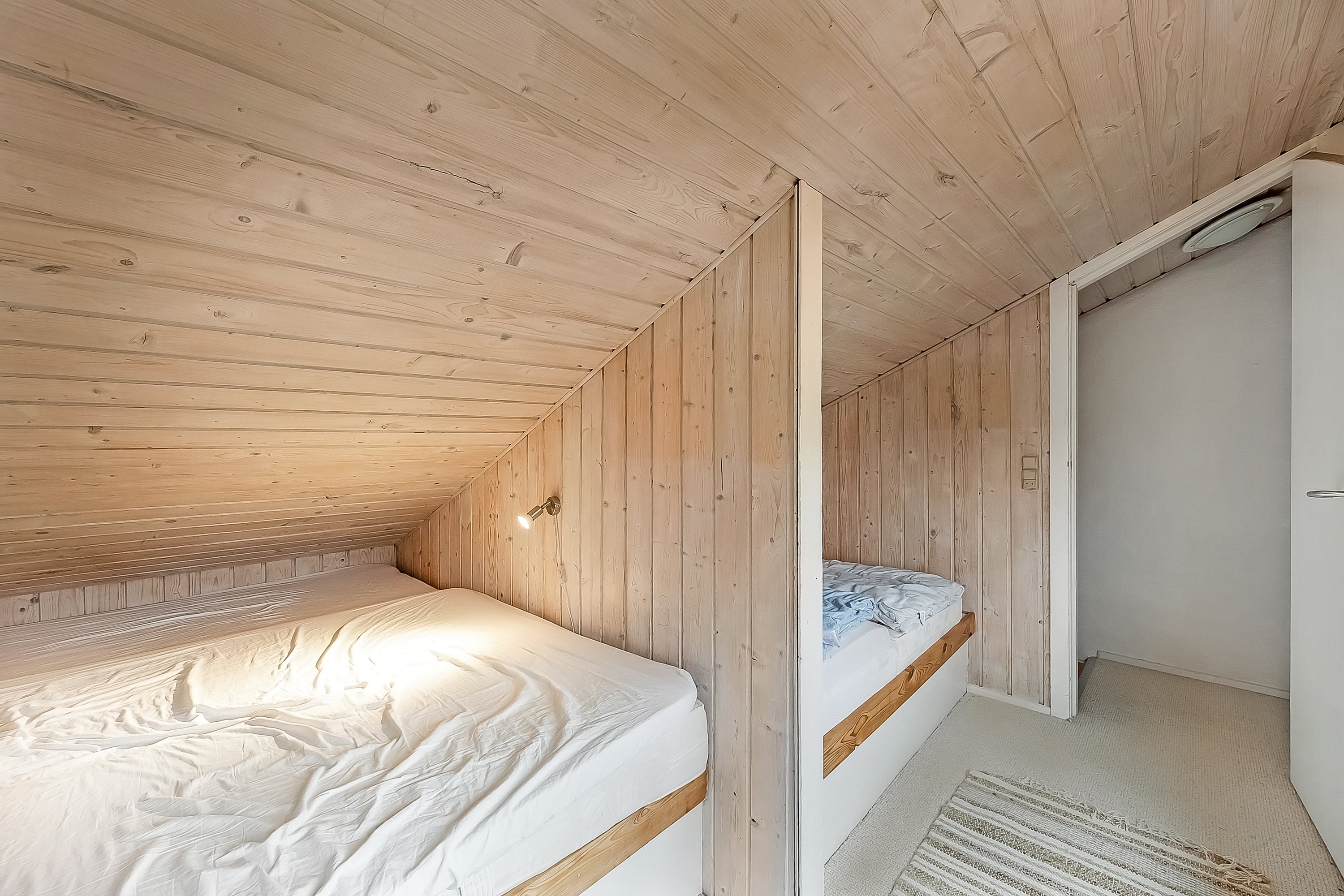 Fremhævet værelse billede i fuldskærmstilstand. Billede af Vester Fælled (G1) 160, Bork Havn, 6893 Hemmet