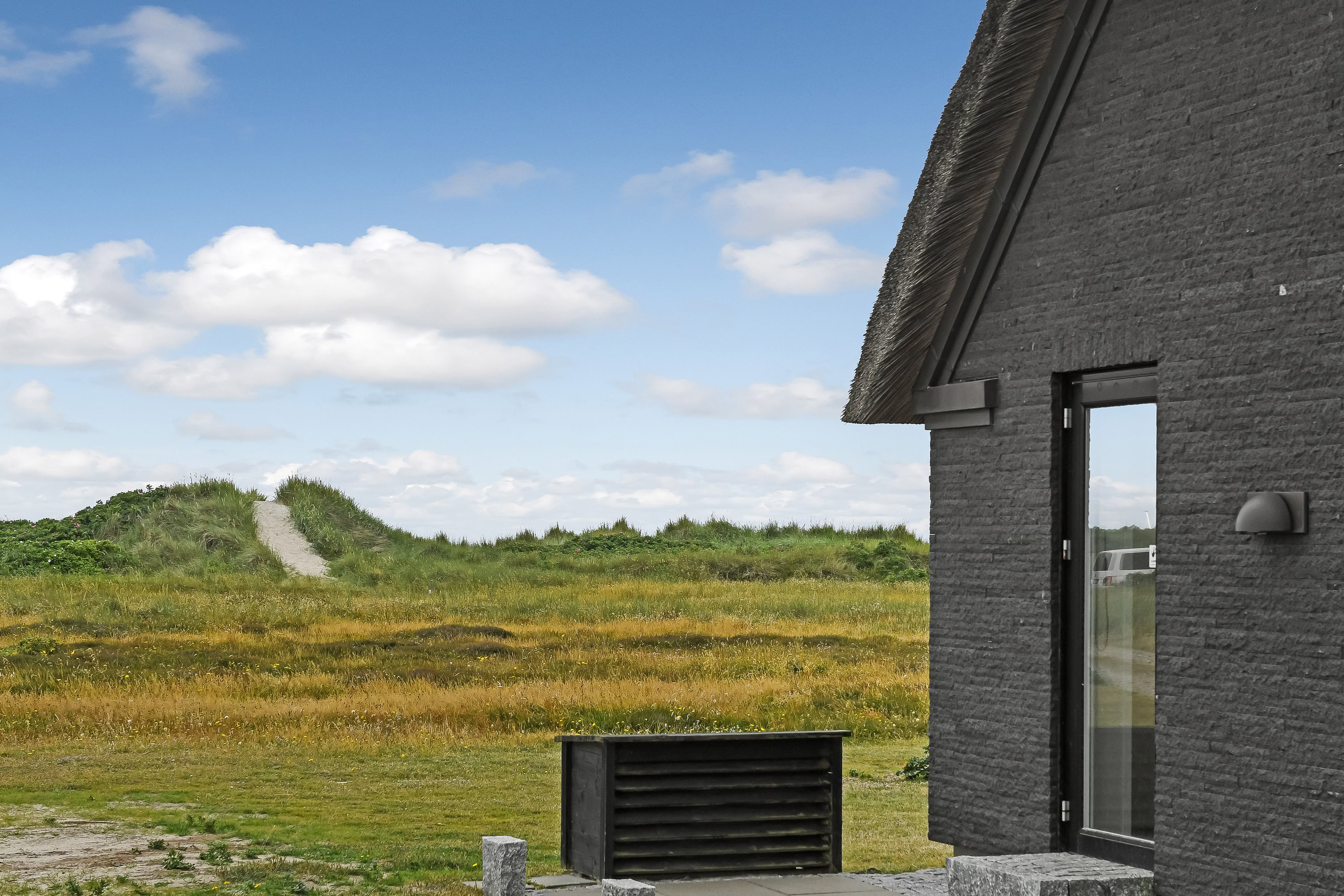 Fremhævet  billede i fuldskærmstilstand. Billede af Lille Strandvej 16, 6857 Blåvand