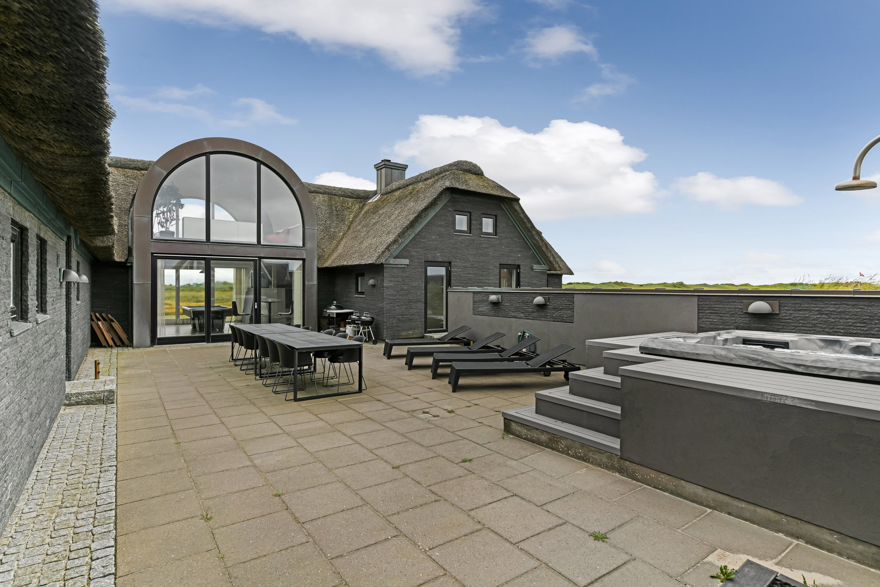 Fremhævet  billede i fuldskærmstilstand. Billede af Lille Strandvej 16, 6857 Blåvand