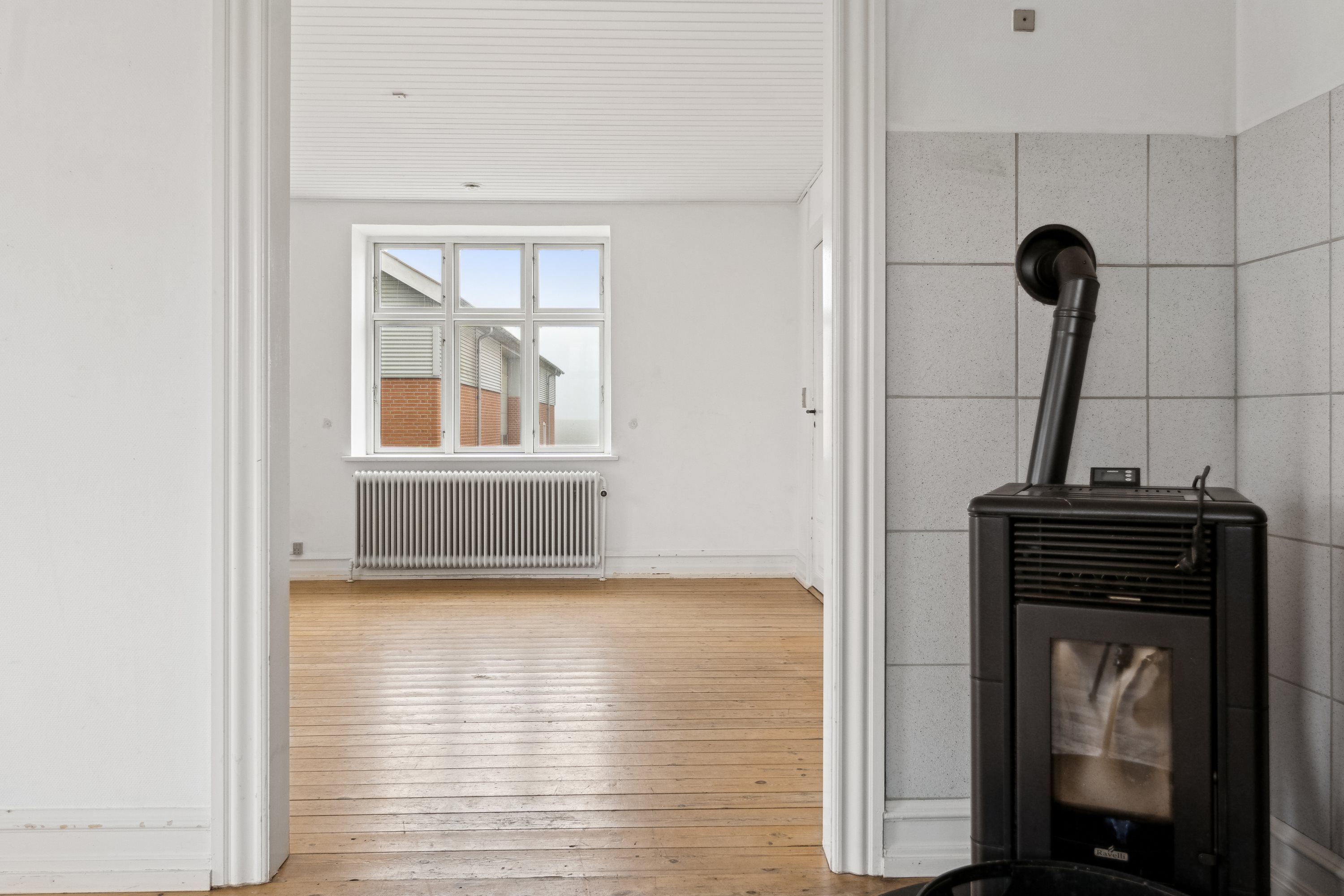 Fremhævet stue billede i fuldskærmstilstand. Billede af Bildsøvej 88, Kelstrup, 4200 Slagelse