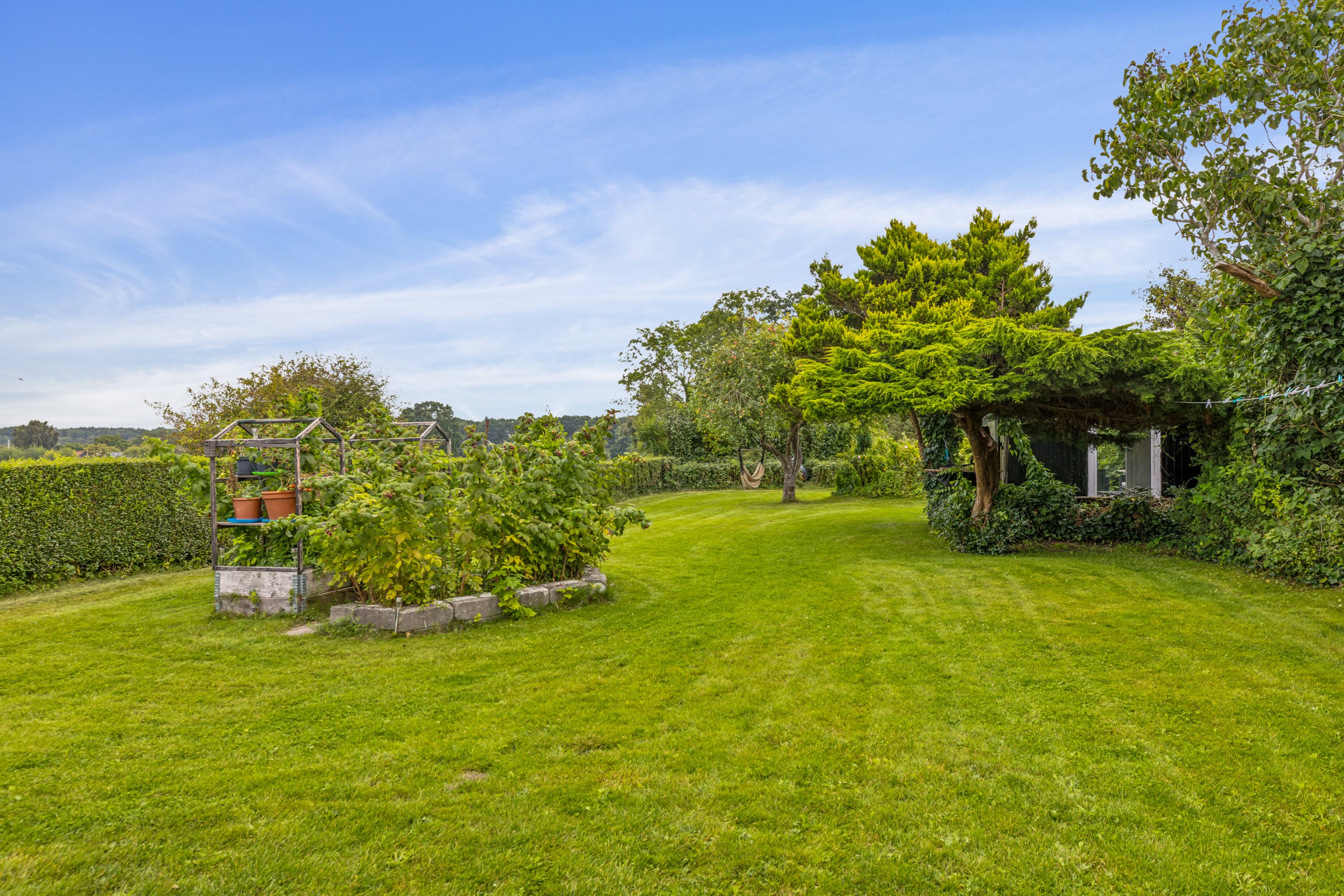 Fremhævet have billede i fuldskærmstilstand. Billede af Østerballe 12, Skelde, 6310 Broager