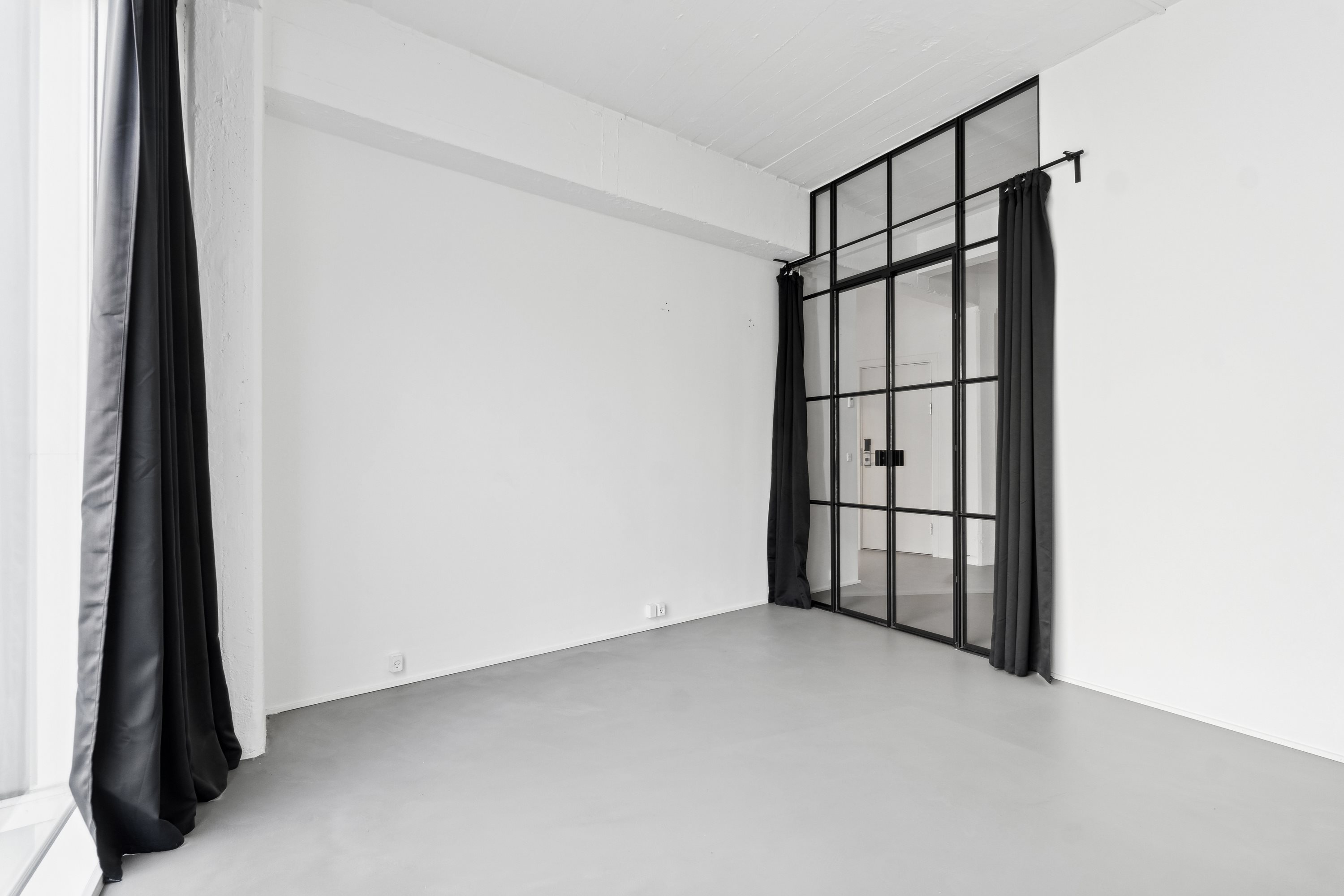 Fremhævet  billede i fuldskærmstilstand. Billede af (ER PÅ PAUSE) Drechselsgade 4A, 5. th., 2300 København S