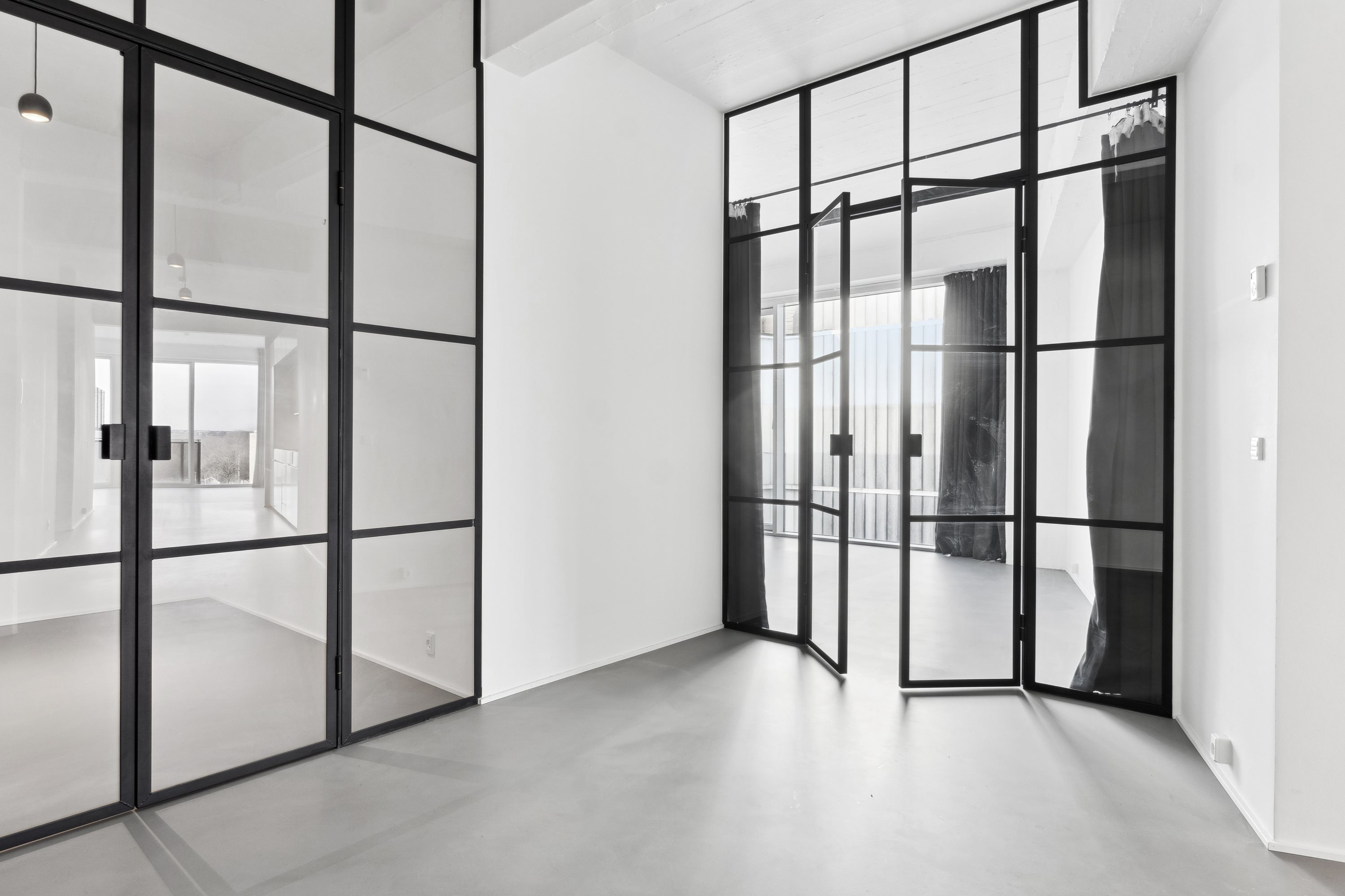 Fremhævet  billede i fuldskærmstilstand. Billede af (ER PÅ PAUSE) Drechselsgade 4A, 5. th., 2300 København S