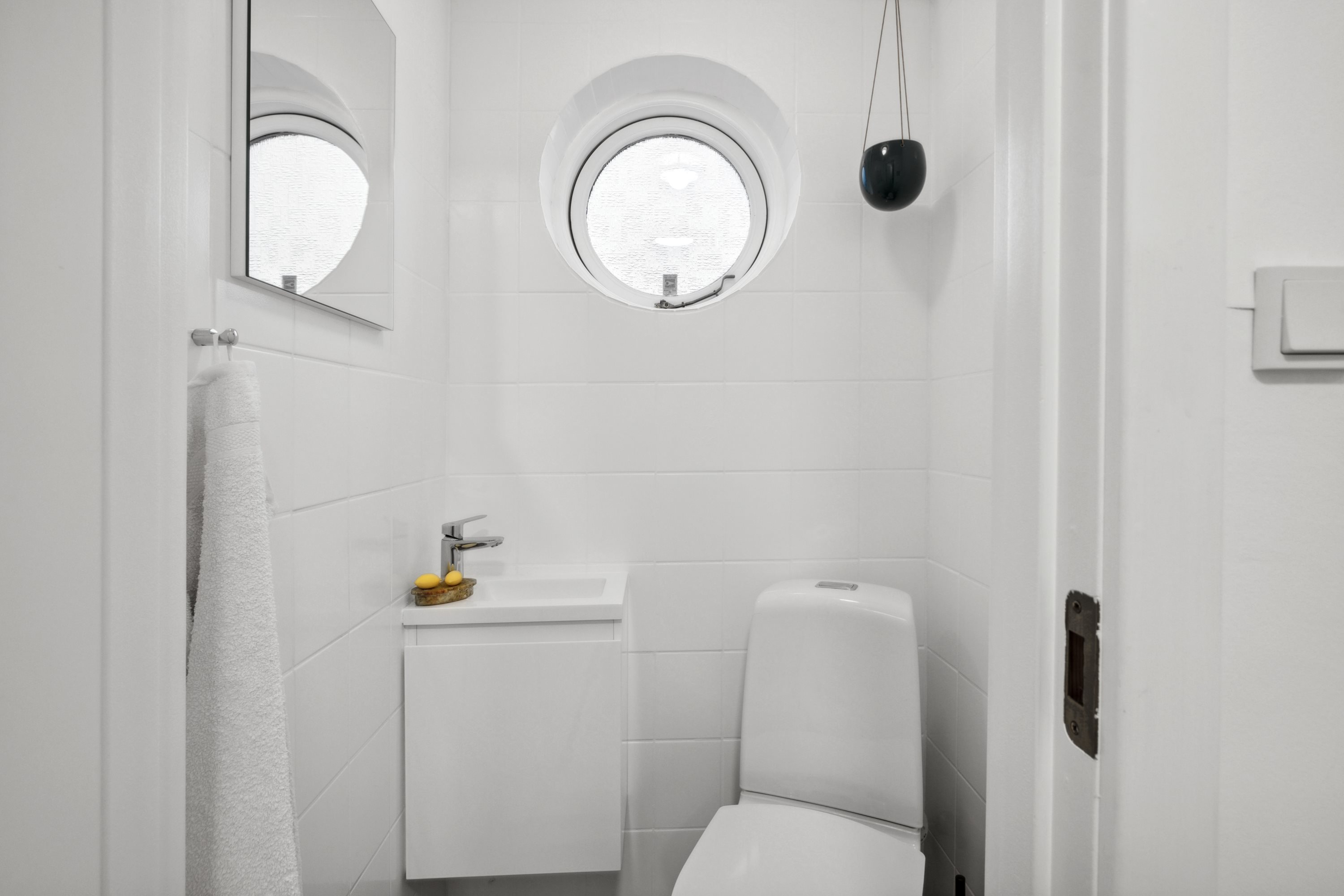 Fremhævet badeværelse billede i fuldskærmstilstand. Billede af Johannes Ewalds Vej 7, 8800 Viborg