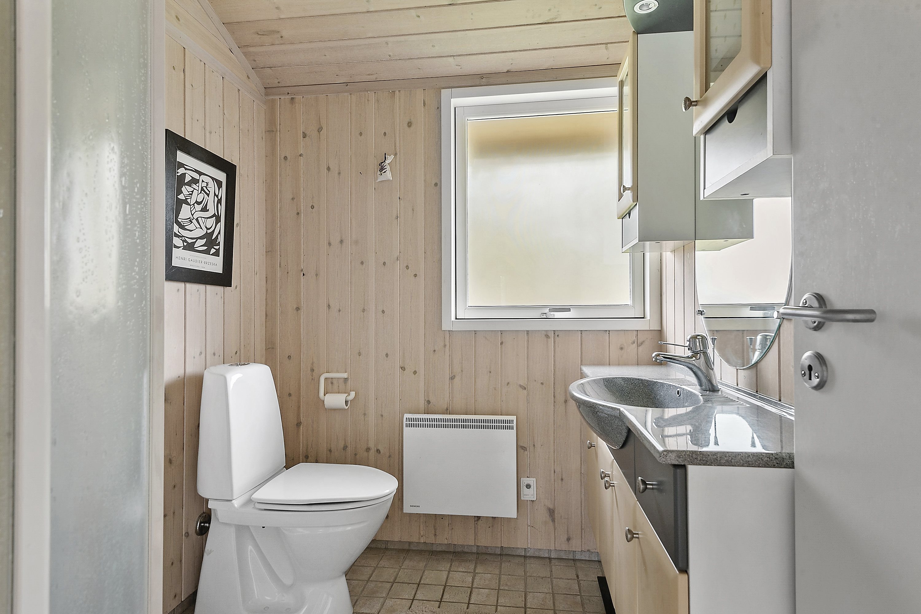 Fremhævet badeværelse billede i fuldskærmstilstand. Billede af Strandparksvej 63B, Saksild Str, 8300 Odder