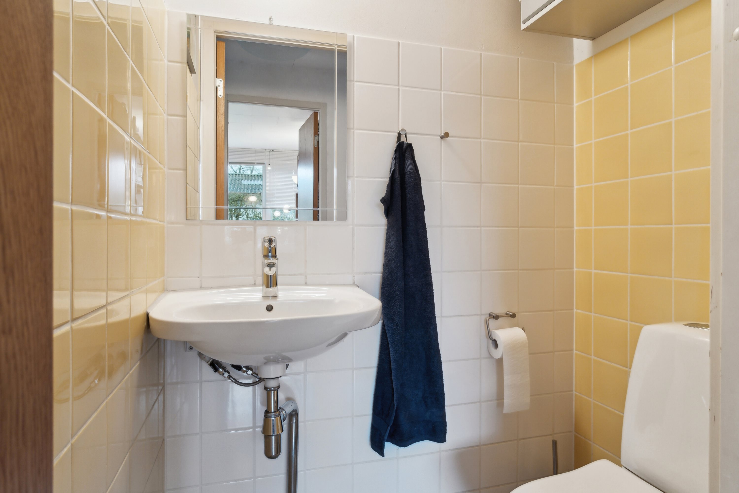 Fremhævet badeværelse billede i fuldskærmstilstand. Billede af Holmevej 5, 4390 Vipperød