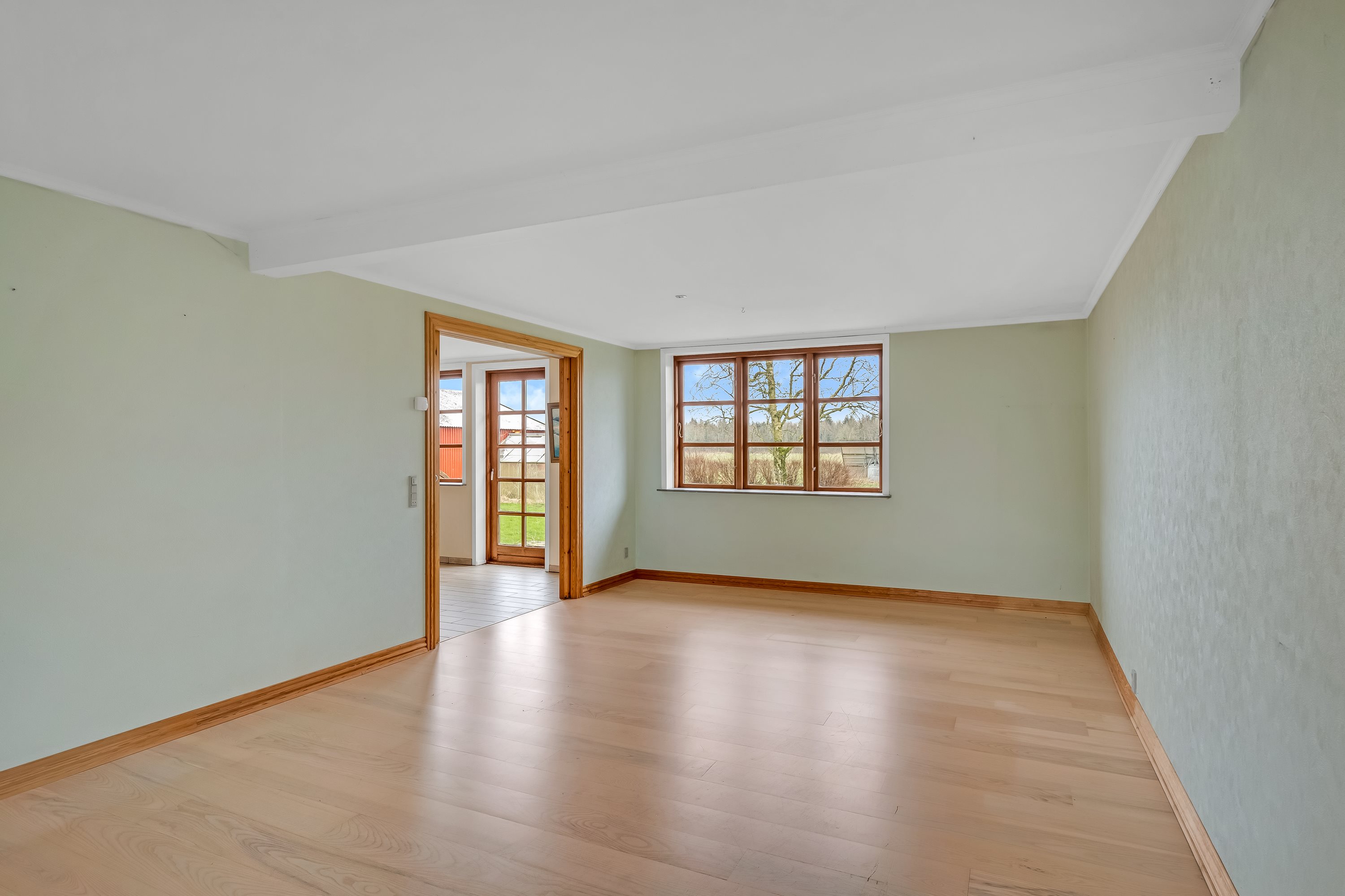 Fremhævet stue billede i fuldskærmstilstand. Billede af Landevejen 73, Døstrup, 6780 Skærbæk